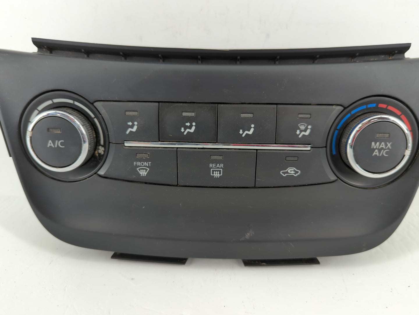 2016 Chevrolet Suburban 1500 Climate Control Module Temperature AC/Heater Replacement P/N:275004AF2B Fits Fits 2015 2017 OEM