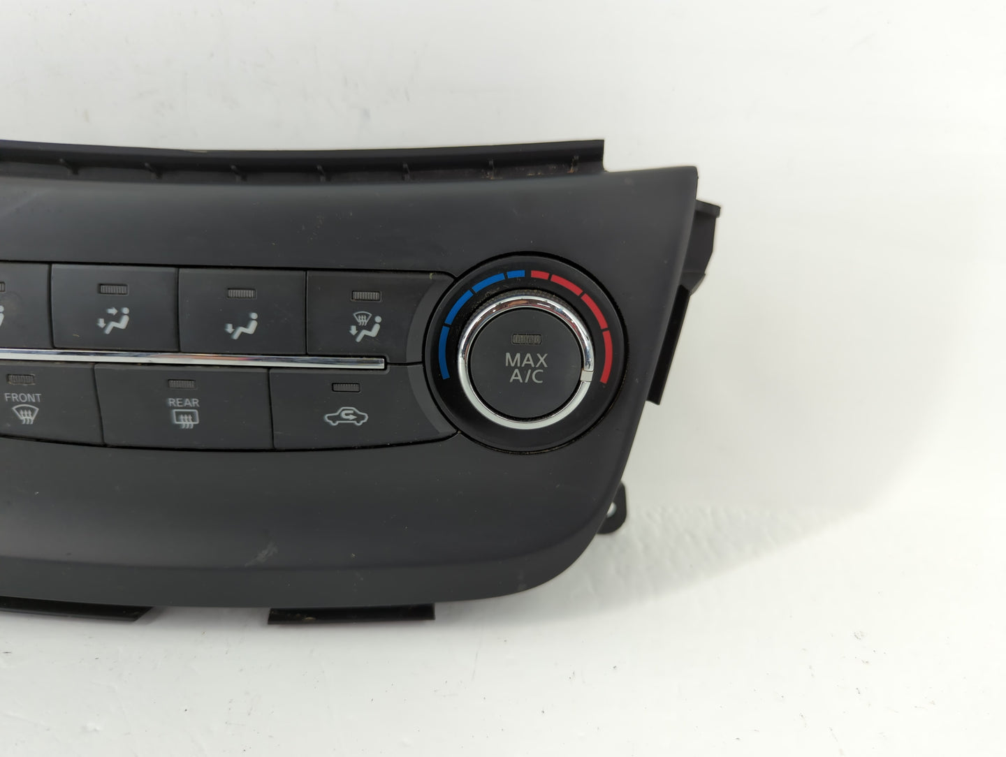 2016 Chevrolet Suburban 1500 Climate Control Module Temperature AC/Heater Replacement P/N:275004AF2B Fits Fits 2015 2017 OEM