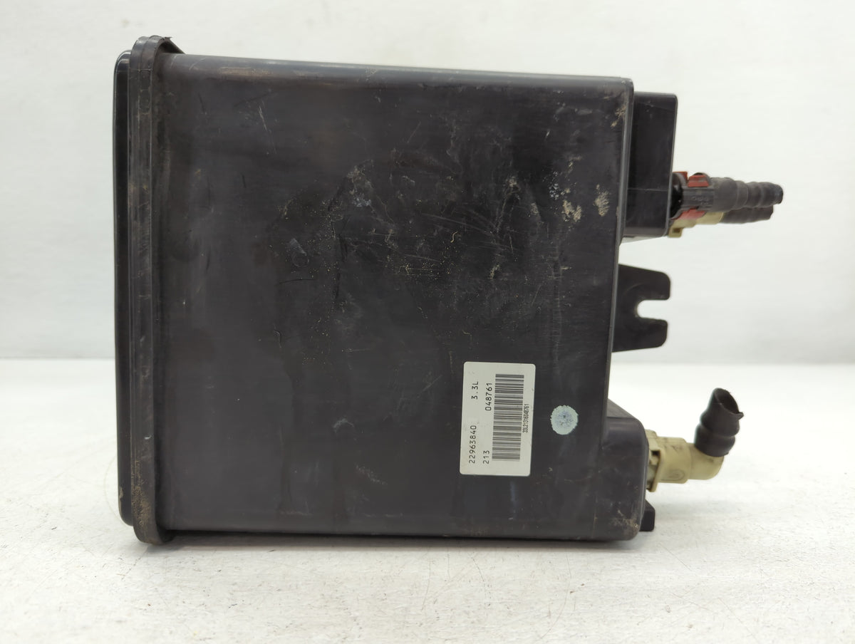 2016 Chevrolet Suburban 1500 Fuel Vapor Charcoal Canister 735631 - Oemusedautoparts1.com