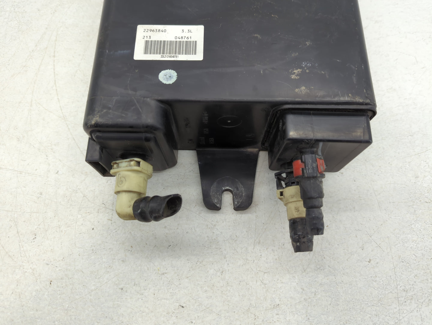 2016 Chevrolet Suburban 1500 Fuel Vapor Charcoal Canister - Oemusedautoparts1.com