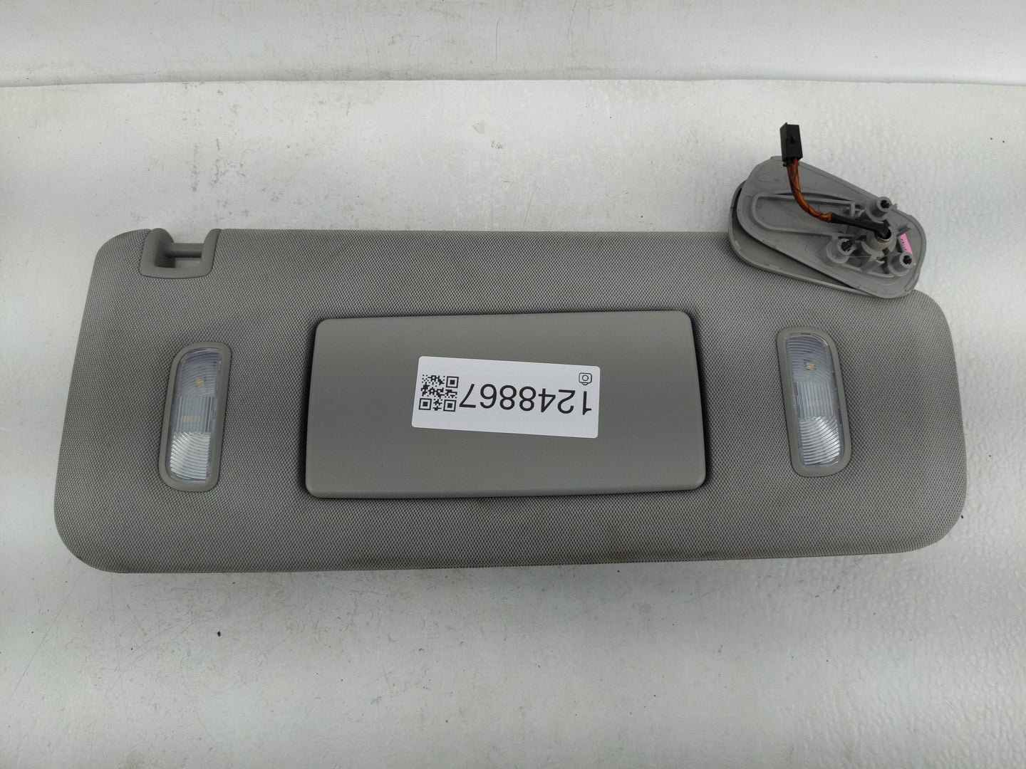 2015-2020 Chevrolet Tahoe Sun Visor Shade Replacement Passenger Right Mirror Fits Fits 2015 2016 2017 2018 2019 2020 OEM Use