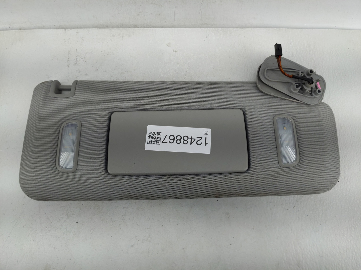 2015-2020 Chevrolet Tahoe Sun Visor Shade Replacement Passenger Right Mirror Fits Fits 2015 2016 2017 2018 2019 2020 OEM Use