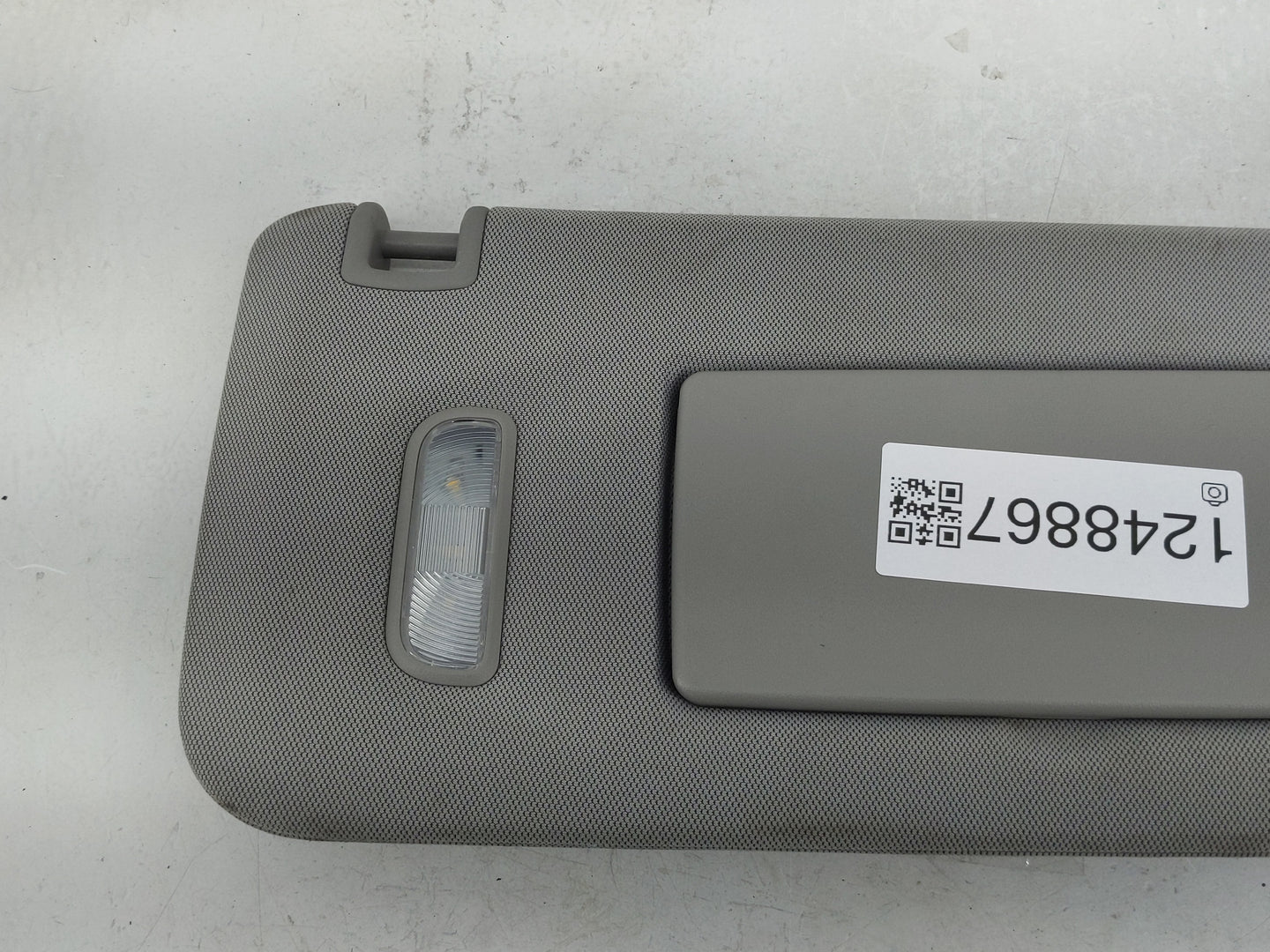 2015-2020 Chevrolet Tahoe Sun Visor Shade Replacement Passenger Right Mirror Fits Fits 2015 2016 2017 2018 2019 2020 OEM Use