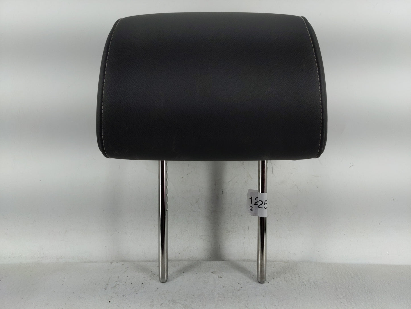 2016 Chevrolet Tahoe Headrest Head Rest Front Driver Passenger Seat Fits OEM Used Auto Parts - Oemusedautoparts1.com