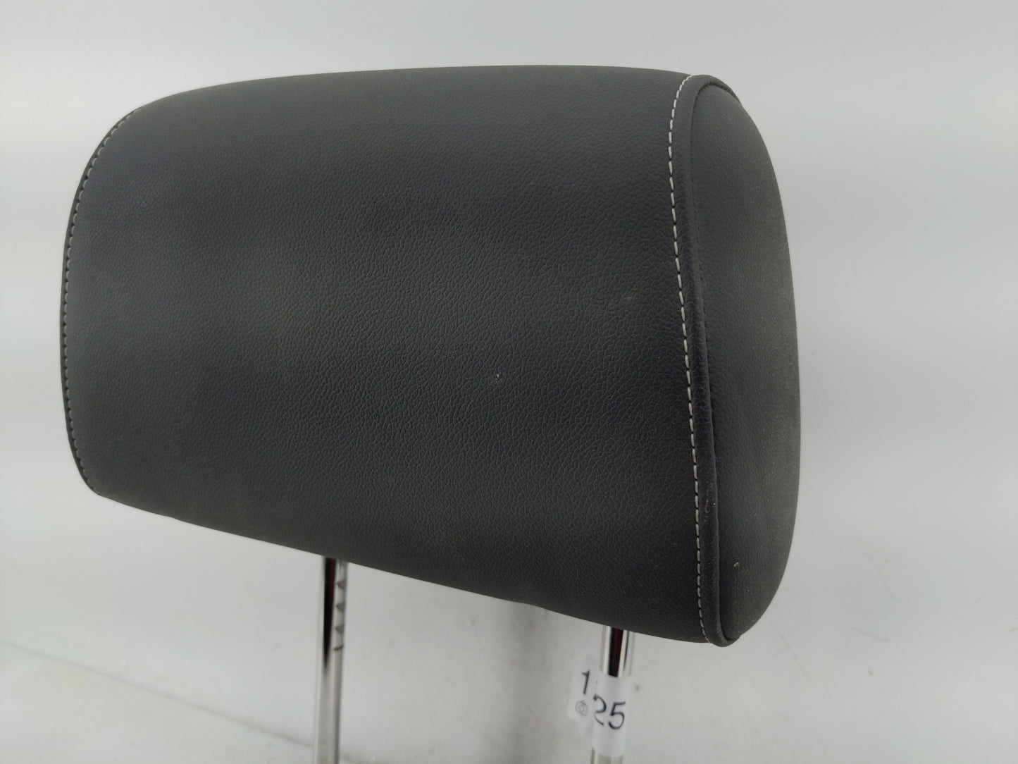 2016 Chevrolet Tahoe Headrest Head Rest Front Driver Passenger Seat Fits OEM Used Auto Parts - Oemusedautoparts1.com