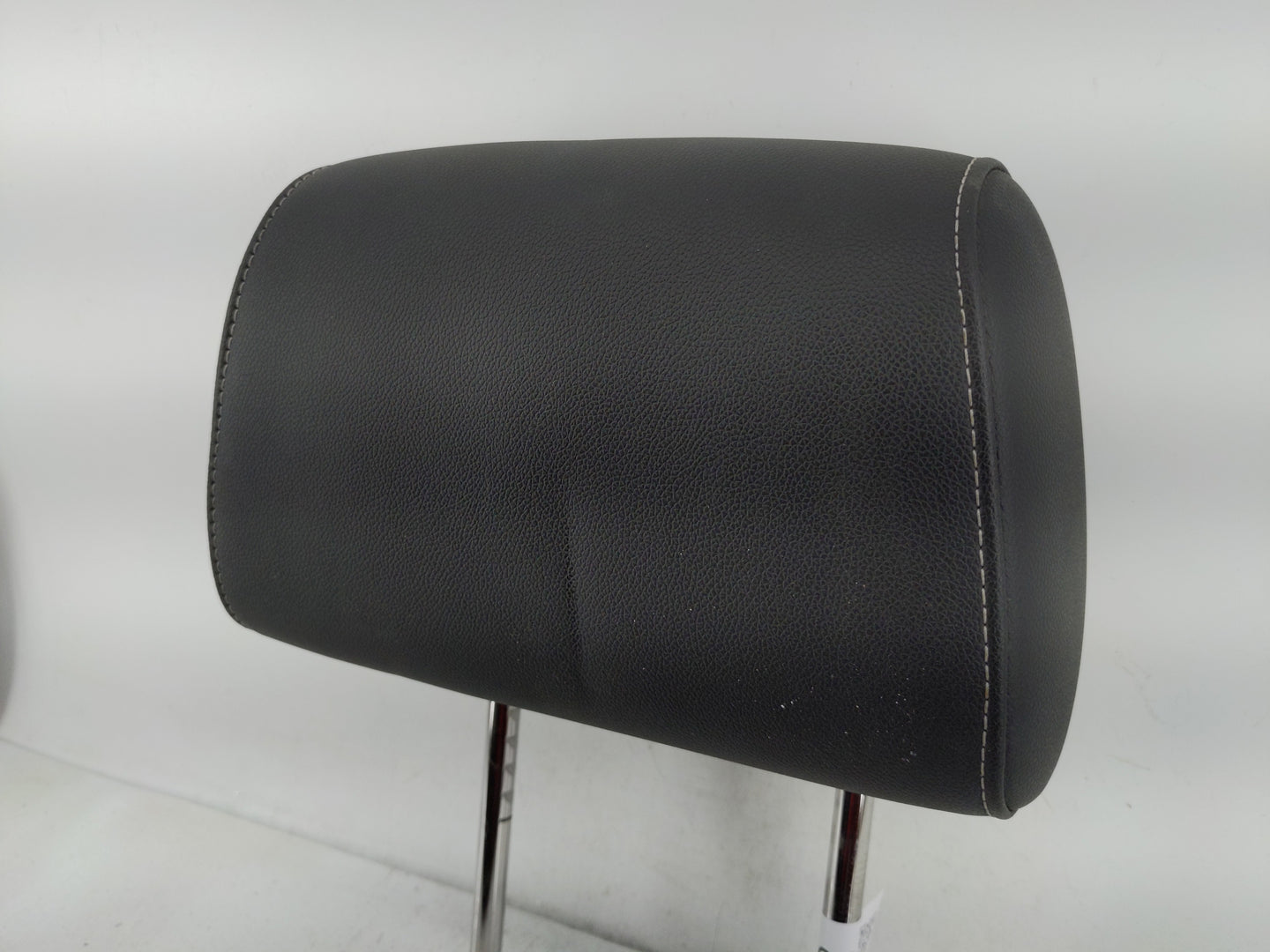2016 Chevrolet Tahoe Headrest Head Rest Rear Seat Fits OEM Used Auto Parts - Oemusedautoparts1.com