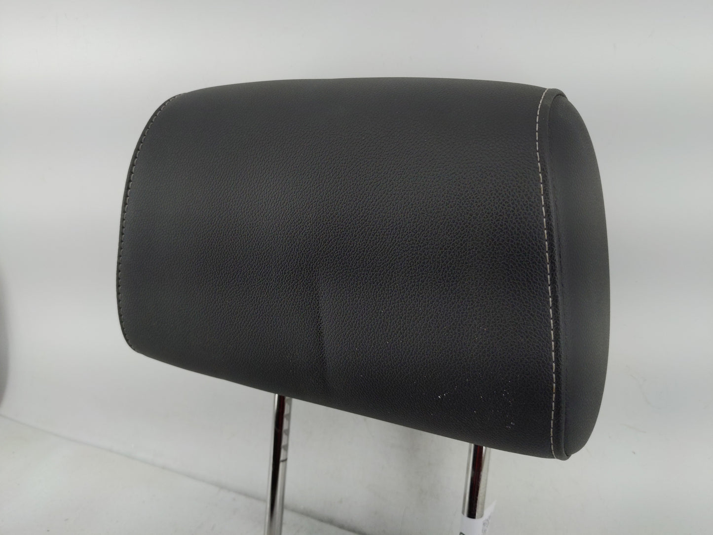 2016 Chevrolet Tahoe Headrest Head Rest Rear Seat Fits OEM Used Auto Parts - Oemusedautoparts1.com