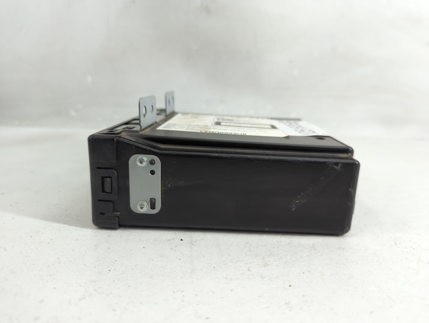 2015-2016 Chevrolet Tahoe Radio AM FM Cd Player Receiver Replacement P/N:84016434 Fits Fits 2015 2016 2017 2018 2019 2020 OE