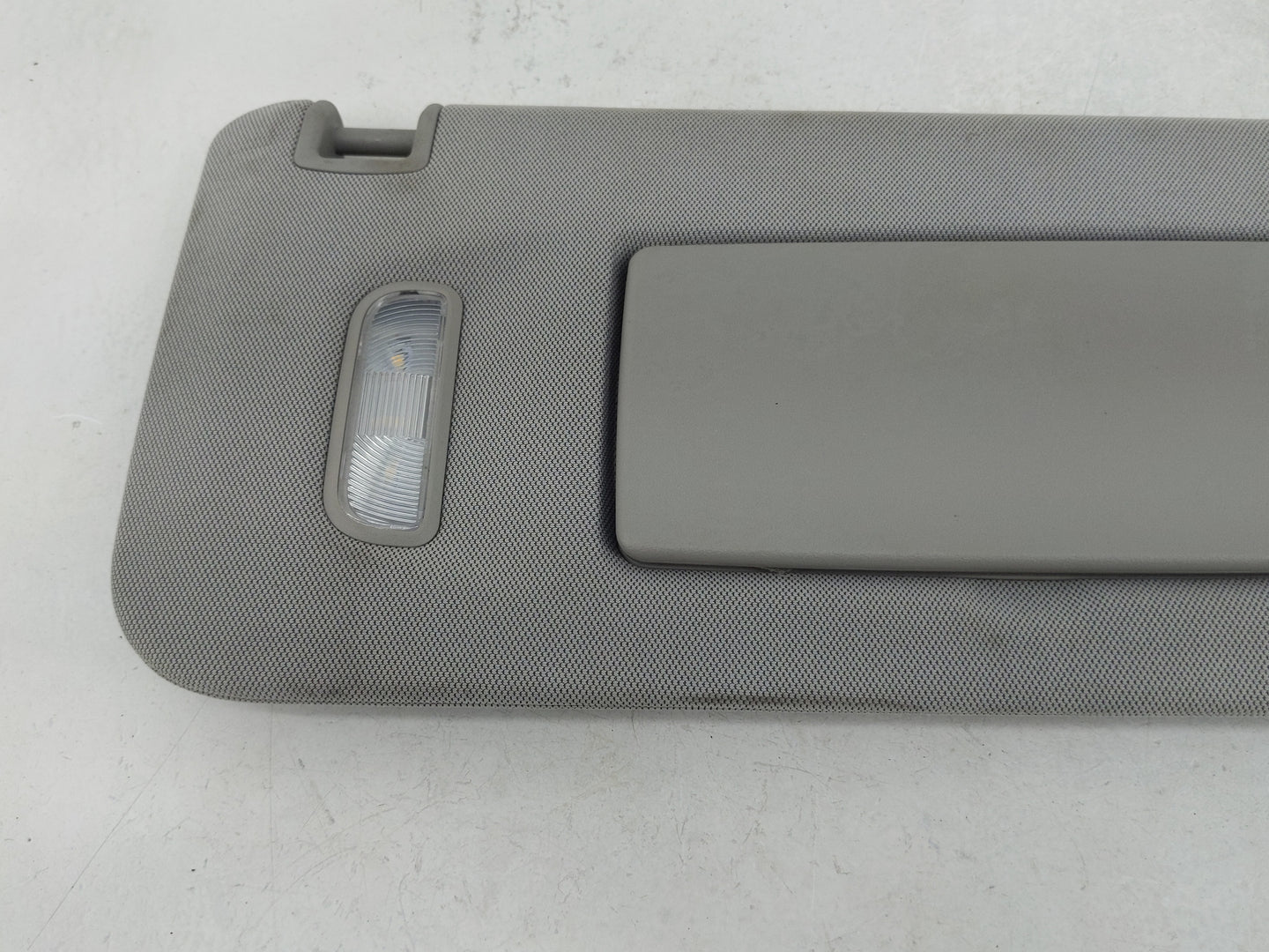 2015-2020 Chevrolet Tahoe Sun Visor Shade Replacement Driver Left Mirror Fits Fits 2015 2016 2017 2018 2019 2020 OEM Used Au