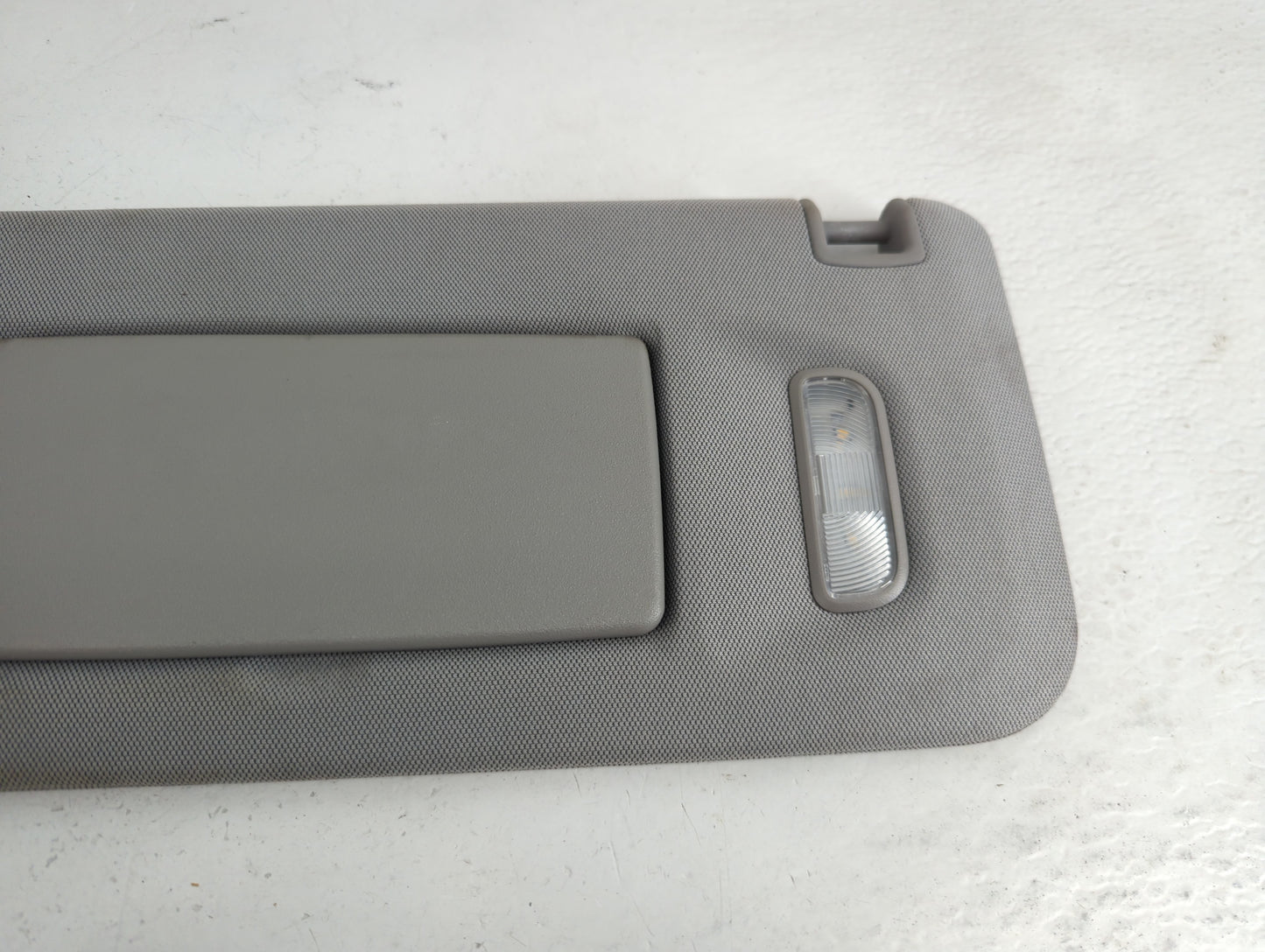 2015-2020 Chevrolet Tahoe Sun Visor Shade Replacement Driver Left Mirror Fits Fits 2015 2016 2017 2018 2019 2020 OEM Used Au