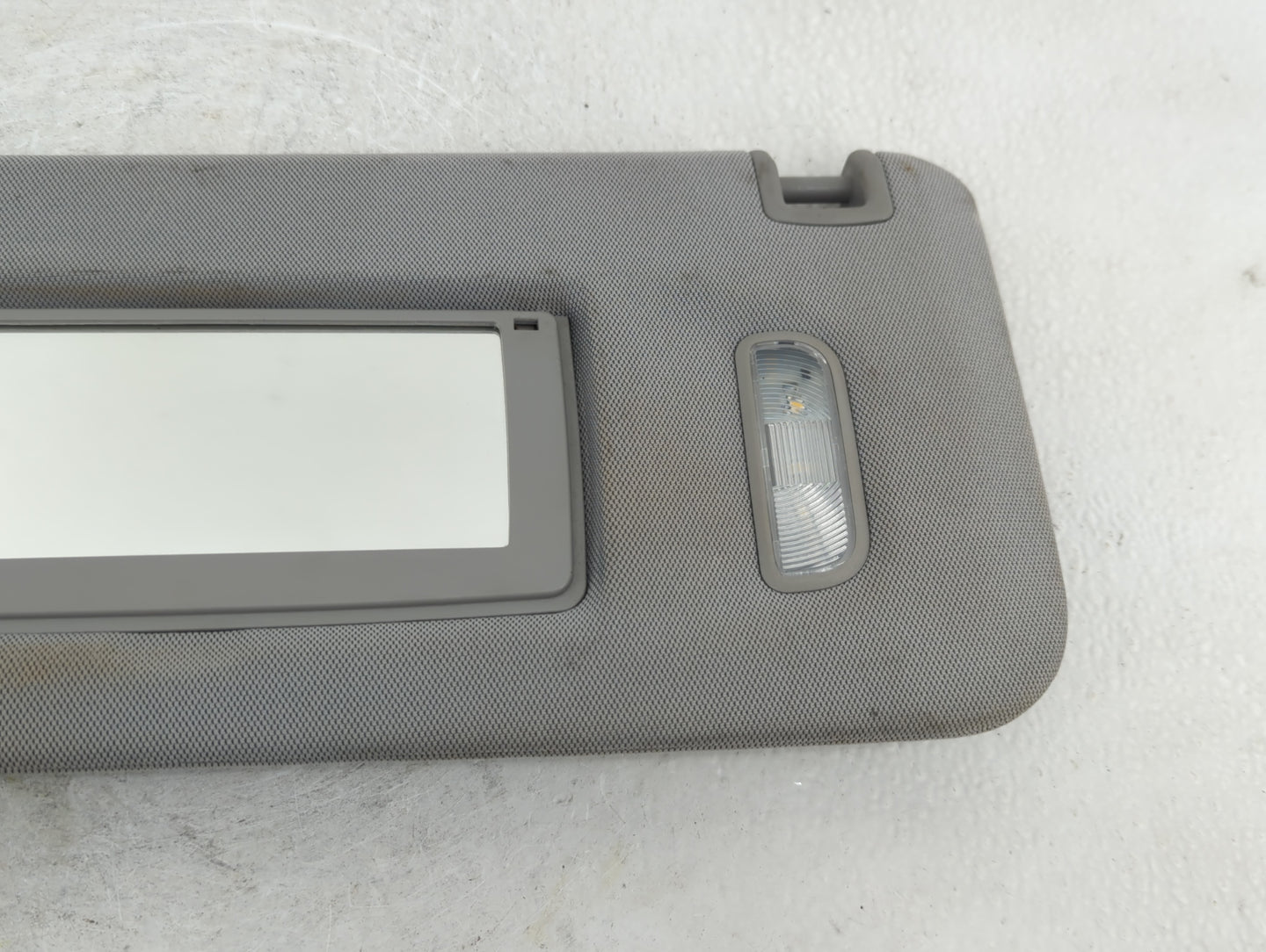 2015-2020 Chevrolet Tahoe Sun Visor Shade Replacement Driver Left Mirror Fits Fits 2015 2016 2017 2018 2019 2020 OEM Used Au