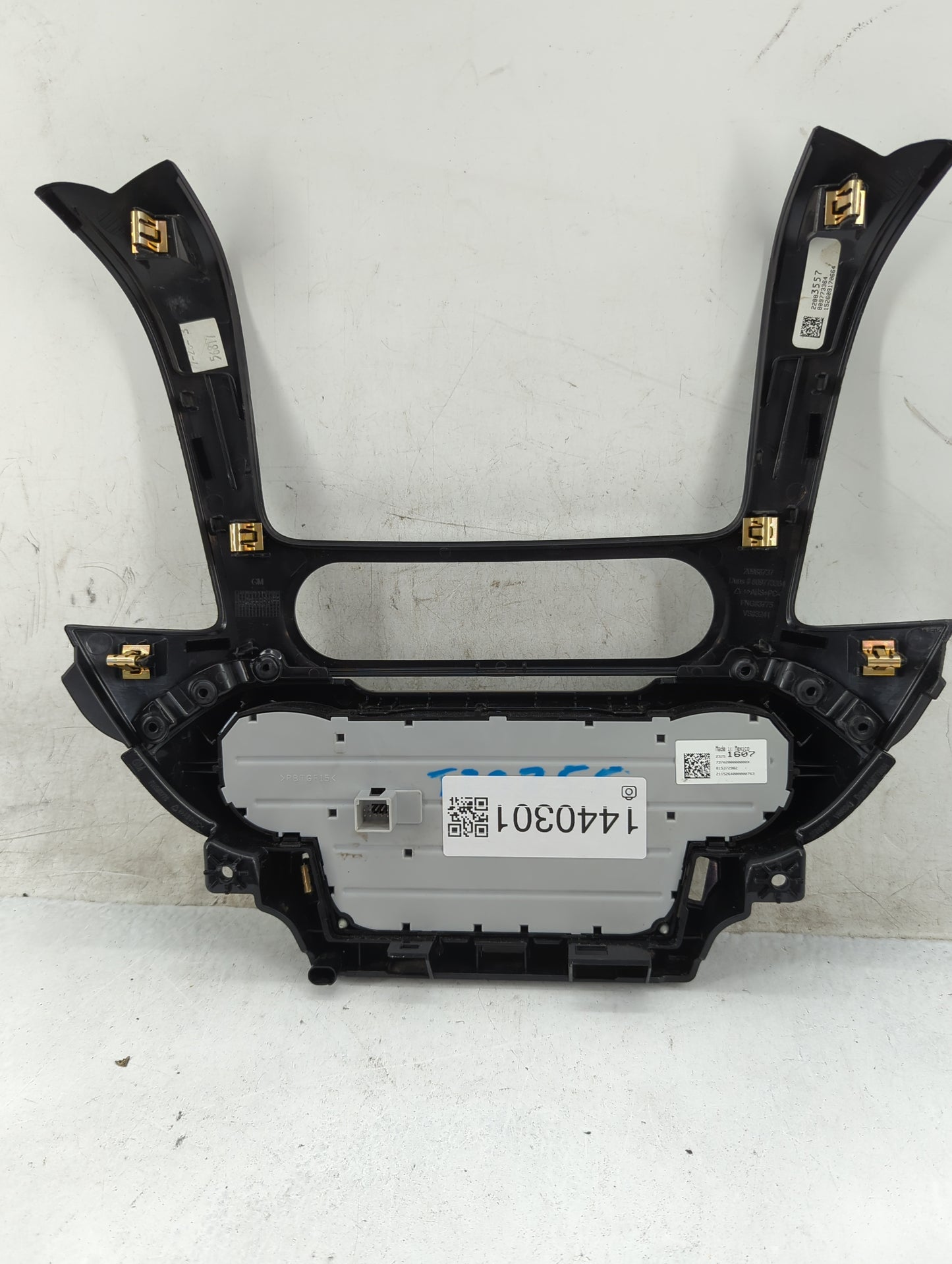 2015-2017 Chevrolet Tahoe Climate Control Module Temperature AC/Heater Replacement P/N:23251607 Fits Fits 2015 2016 2017 OEM