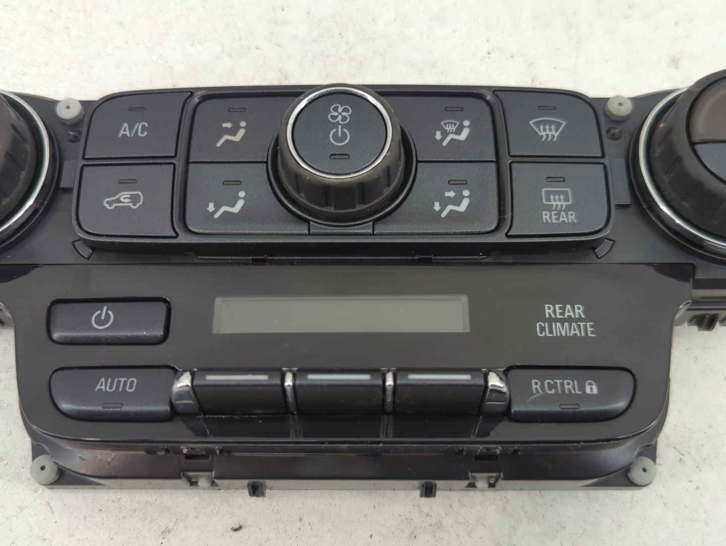 2015-2017 Chevrolet Tahoe Climate Control Module Temperature AC/Heater Replacement P/N:23251607 7370200000000X Fits OEM Used