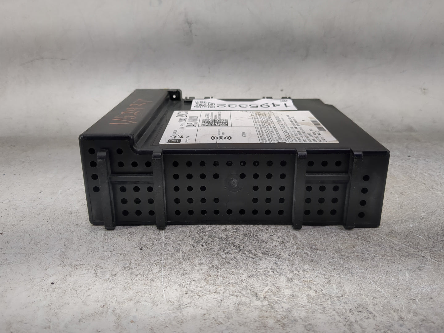 2016 Chevrolet Tahoe Radio AM FM Cd Player Receiver Replacement P/N:23402903 111000-58710101 Fits Fits 2017 OEM Used Auto Pa