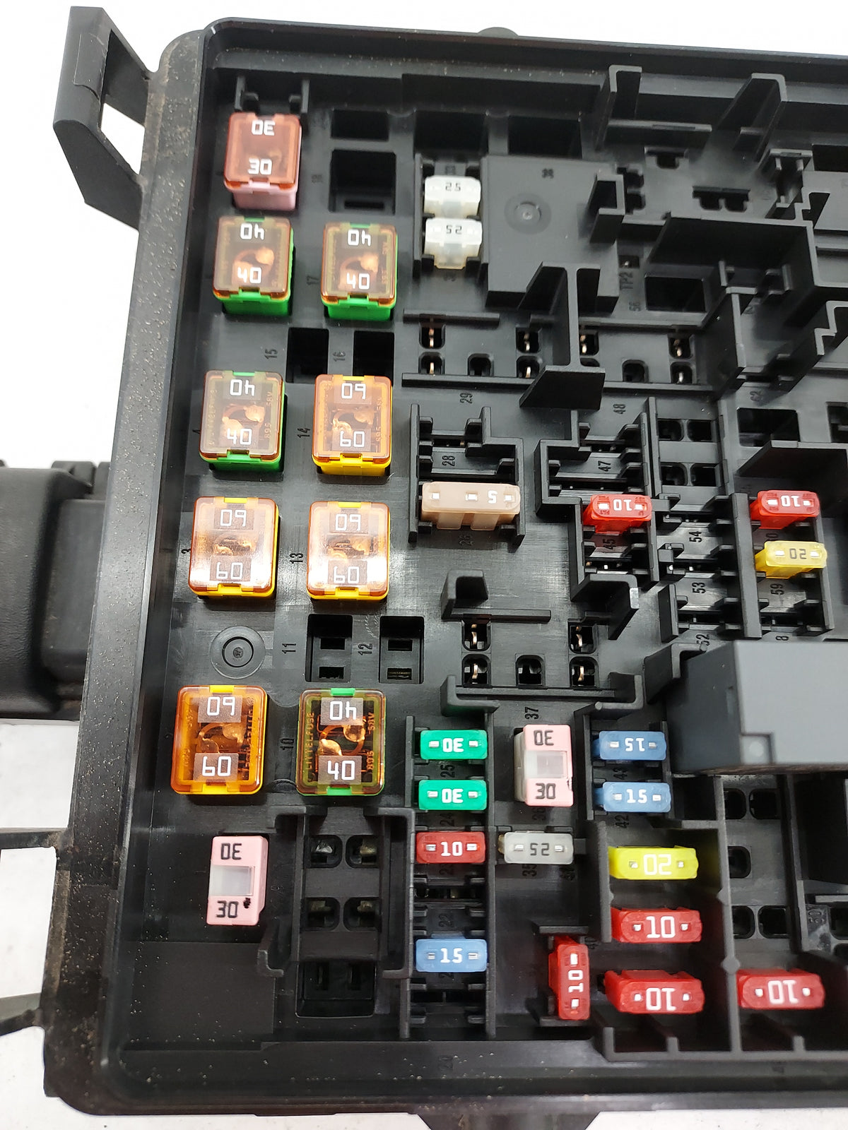 2015-2020 Chevrolet Tahoe Fusebox Fuse Box Panel Relay Module P/N:23418066 86323800603230 Fits Fits 2015 2016 2017 2018 2019