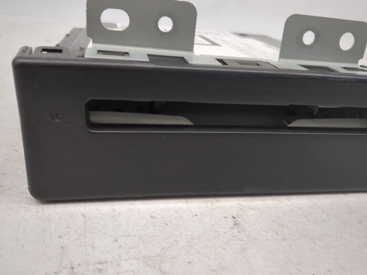 2015-2016 Chevrolet Tahoe Audio Cd Disc Player - Oemusedautoparts1.com