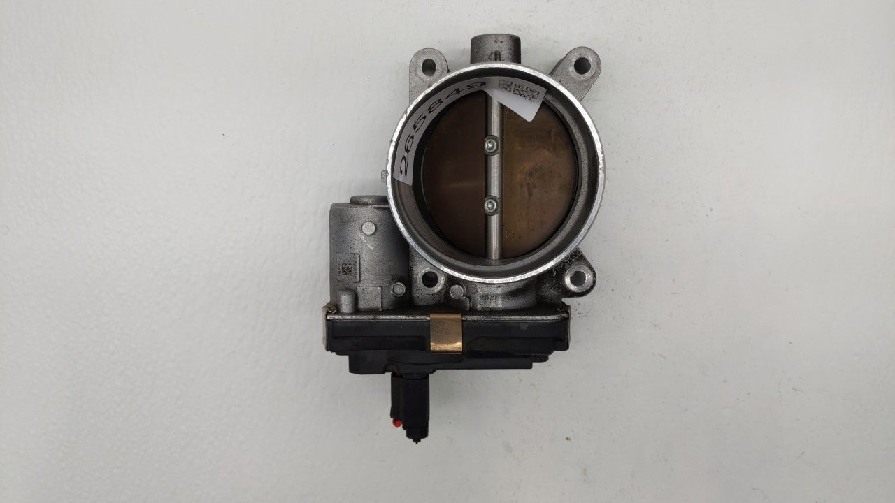 2015-2018 Chevrolet Tahoe Throttle Body P/N:12678224 12617792 Fits Fits 2014 2015 2016 2017 2018 2019 OEM Used Auto Parts - 