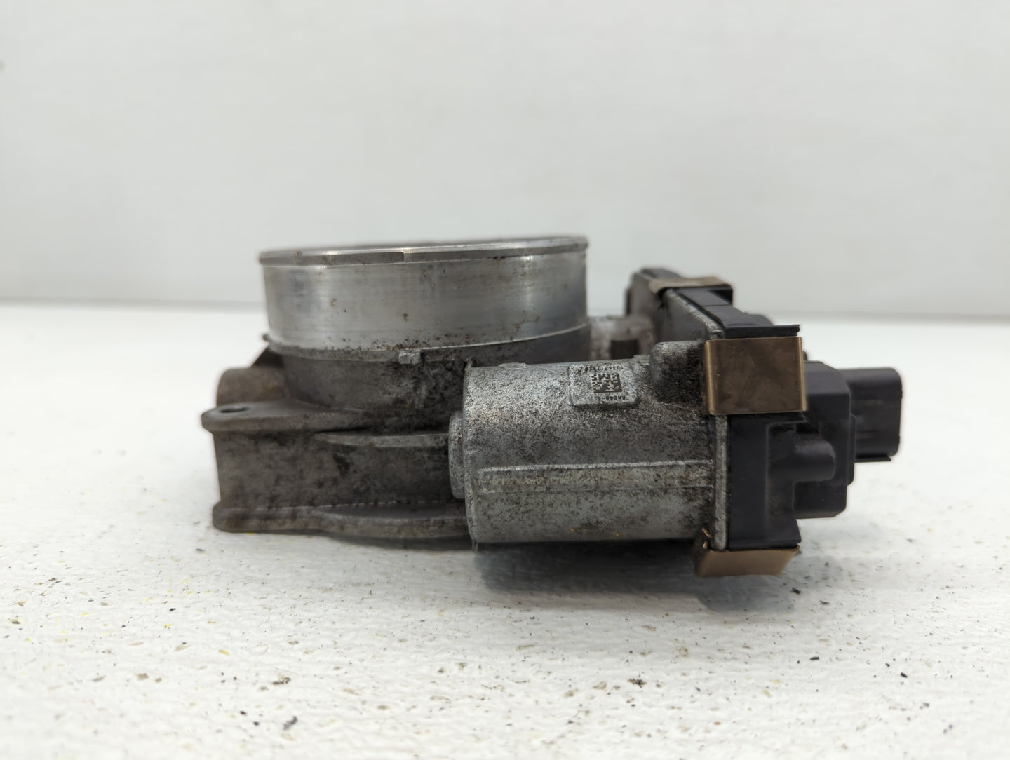 2015-2022 Chevrolet Tahoe Throttle Body P/N:12617792 12678224 Fits Fits 2014 2015 2016 2017 2018 2019 2020 2021 2022 OEM Use