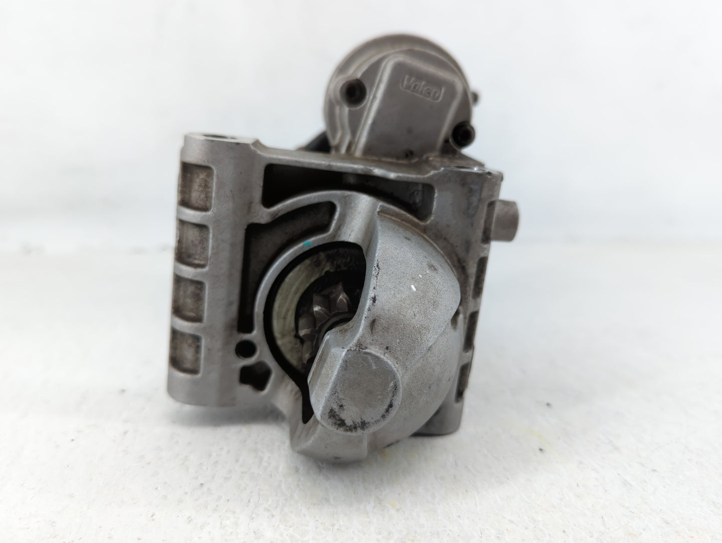 2015-2020 Chevrolet Tahoe Car Starter Motor Solenoid OEM P/N:12667173 Fits Fits 2014 2015 2016 2017 2018 2019 2020 OEM Used 
