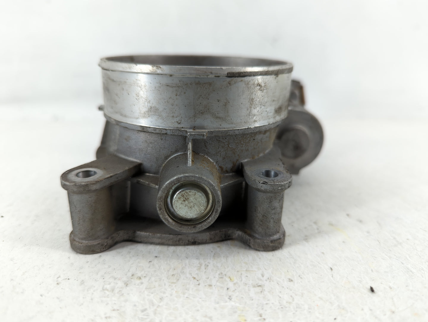 2015-2022 Chevrolet Tahoe Throttle Body P/N:12617792 Fits Fits 2014 2015 2016 2017 2018 2019 2020 2021 2022 OEM Used Auto Pa