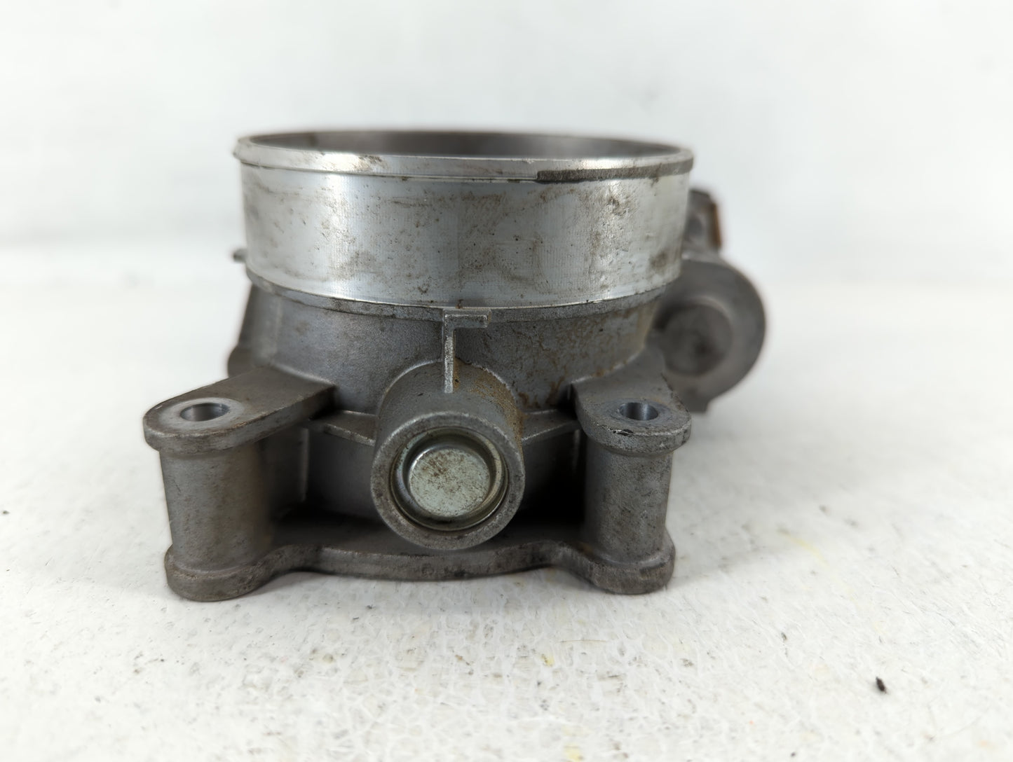 2015-2022 Chevrolet Tahoe Throttle Body P/N:12617792 Fits Fits 2014 2015 2016 2017 2018 2019 2020 2021 2022 OEM Used Auto Pa