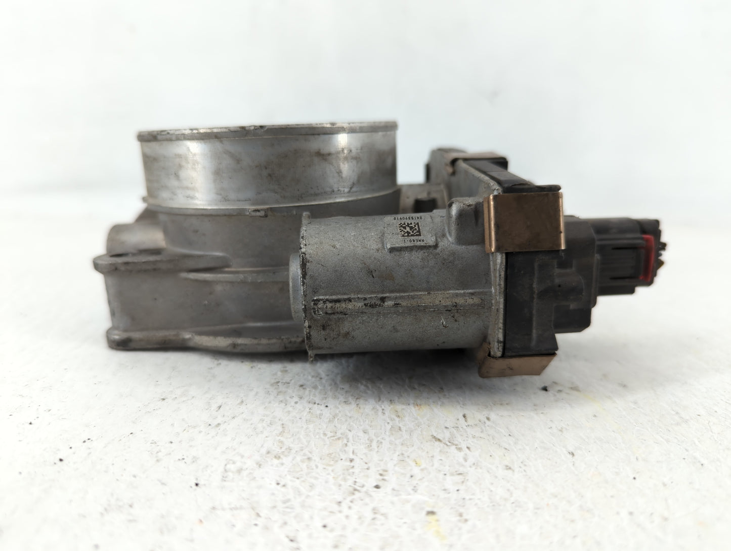 2015-2022 Chevrolet Tahoe Throttle Body P/N:12617792 Fits Fits 2014 2015 2016 2017 2018 2019 2020 2021 2022 OEM Used Auto Pa