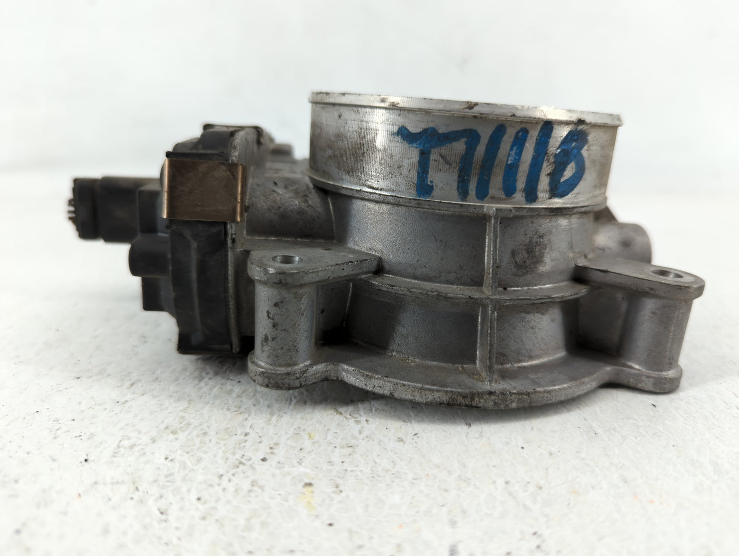 2015-2022 Chevrolet Tahoe Throttle Body P/N:12617792 Fits Fits 2014 2015 2016 2017 2018 2019 2020 2021 2022 OEM Used Auto Pa