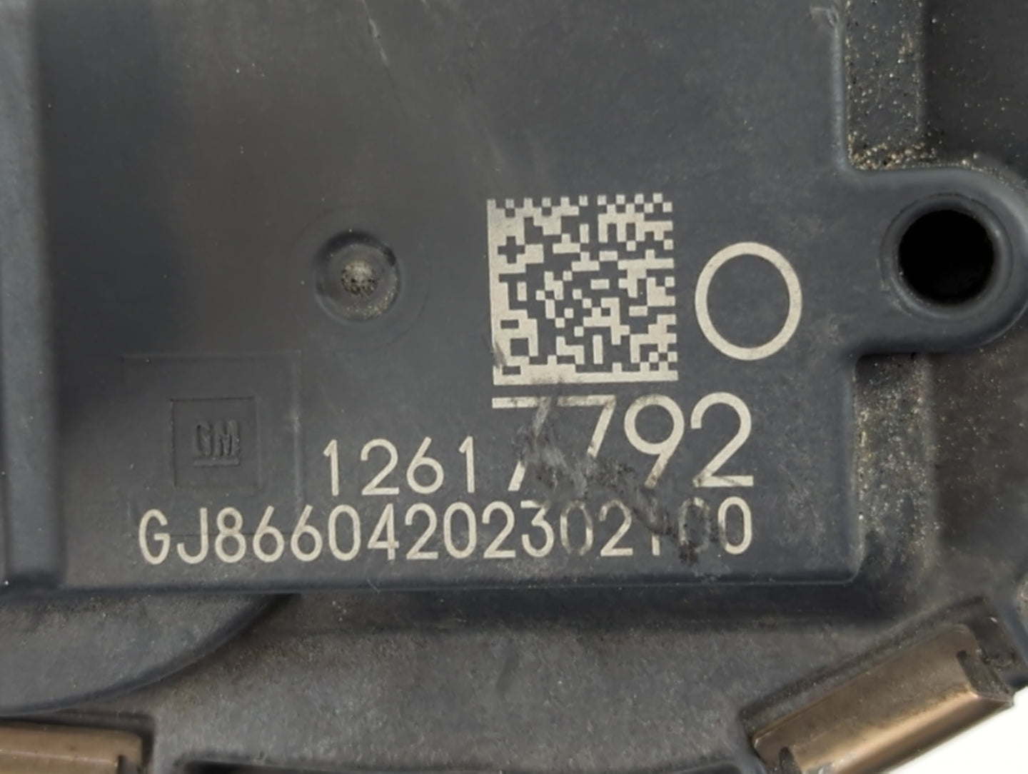 2015-2022 Chevrolet Tahoe Throttle Body P/N:12617792 Fits Fits 2014 2015 2016 2017 2018 2019 2020 2021 2022 OEM Used Auto Pa