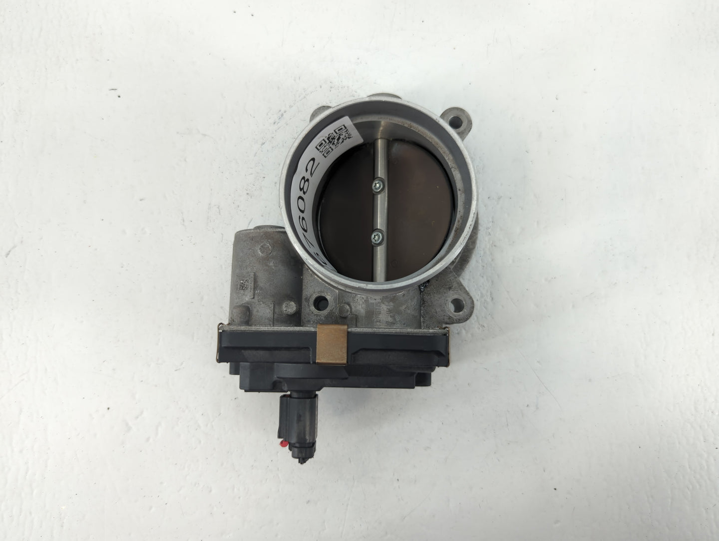 2015-2022 Chevrolet Tahoe Throttle Body P/N:12617792 Fits Fits 2014 2015 2016 2017 2018 2019 2020 2021 2022 OEM Used Auto Pa