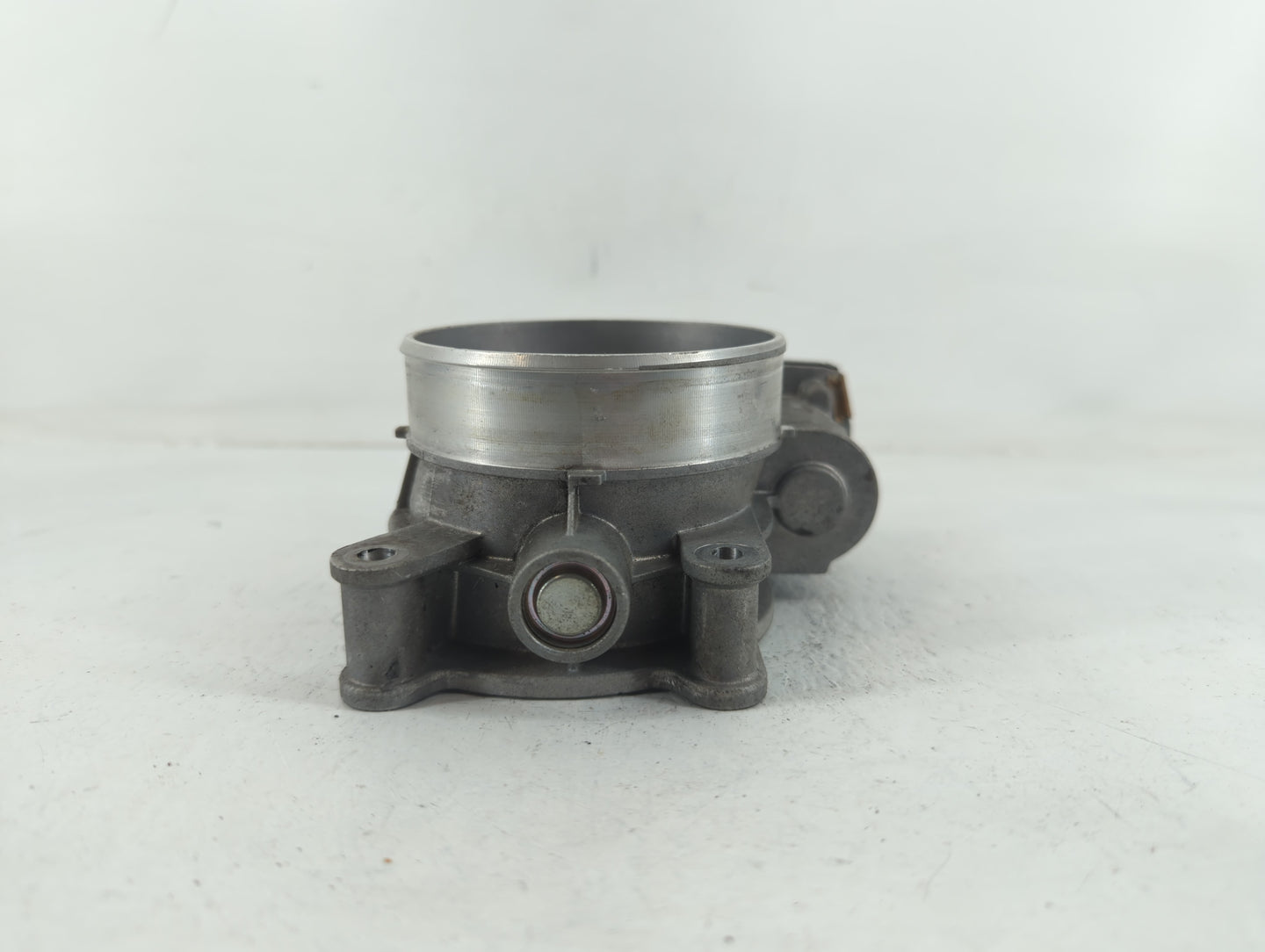 2015-2022 Chevrolet Tahoe Throttle Body P/N:12617792 Fits Fits 2014 2015 2016 2017 2018 2019 2020 2021 2022 OEM Used Auto Pa