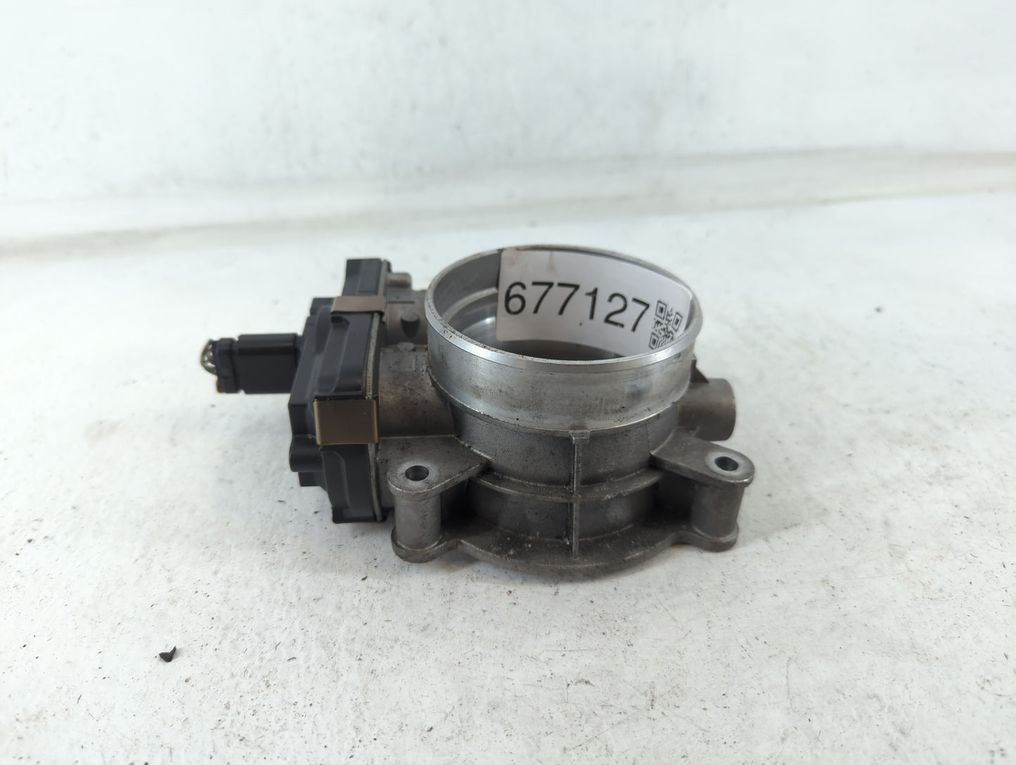 2015-2022 Chevrolet Tahoe Throttle Body P/N:12617792 Fits Fits 2014 2015 2016 2017 2018 2019 2020 2021 2022 OEM Used Auto Pa