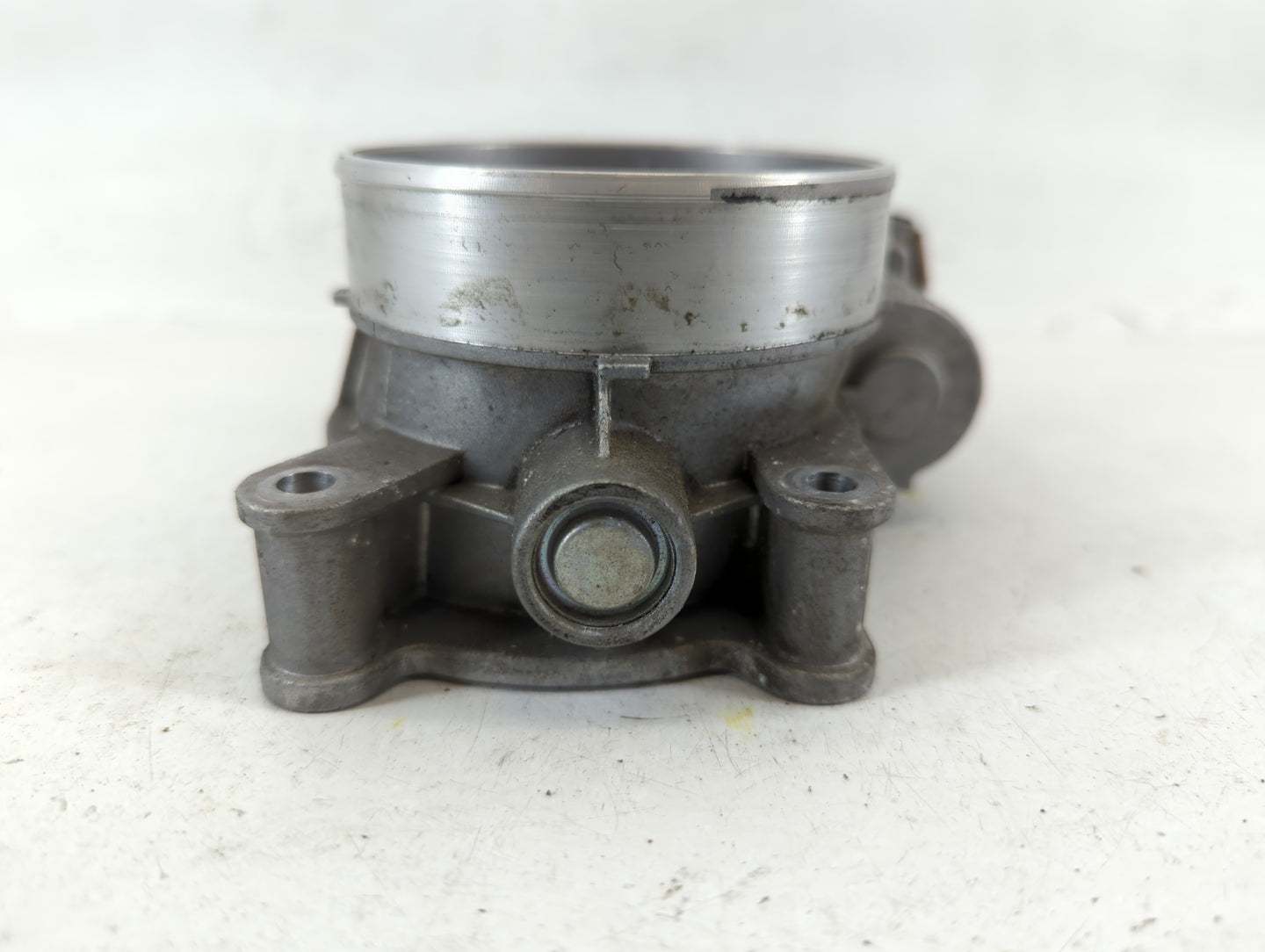 2015-2022 Chevrolet Tahoe Throttle Body P/N:12617792 Fits Fits 2014 2015 2016 2017 2018 2019 2020 2021 2022 OEM Used Auto Pa