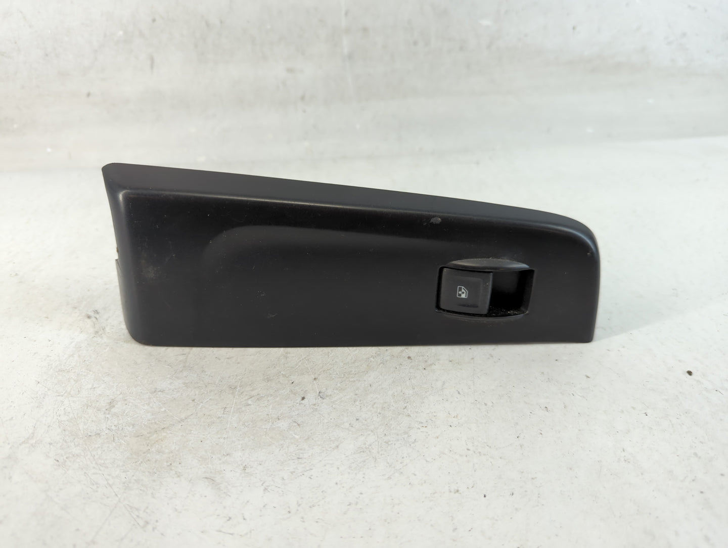 2015-2020 Chevrolet Tahoe Master Power Window Switch Replacement Driver Side Left P/N:23180788 Fits OEM Used Auto Parts - Oe