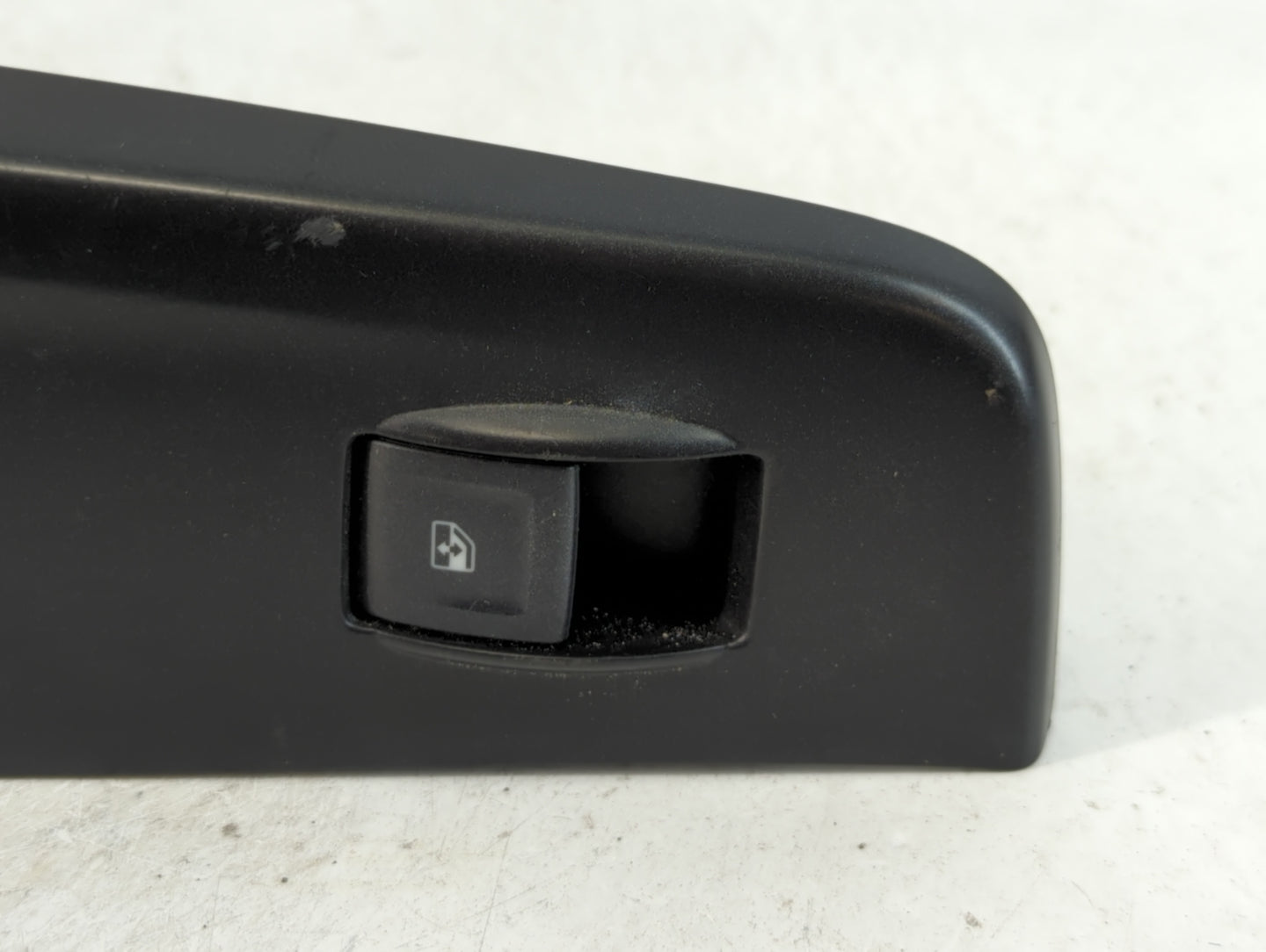 2015-2020 Chevrolet Tahoe Master Power Window Switch Replacement Driver Side Left P/N:23180788 Fits OEM Used Auto Parts - Oe