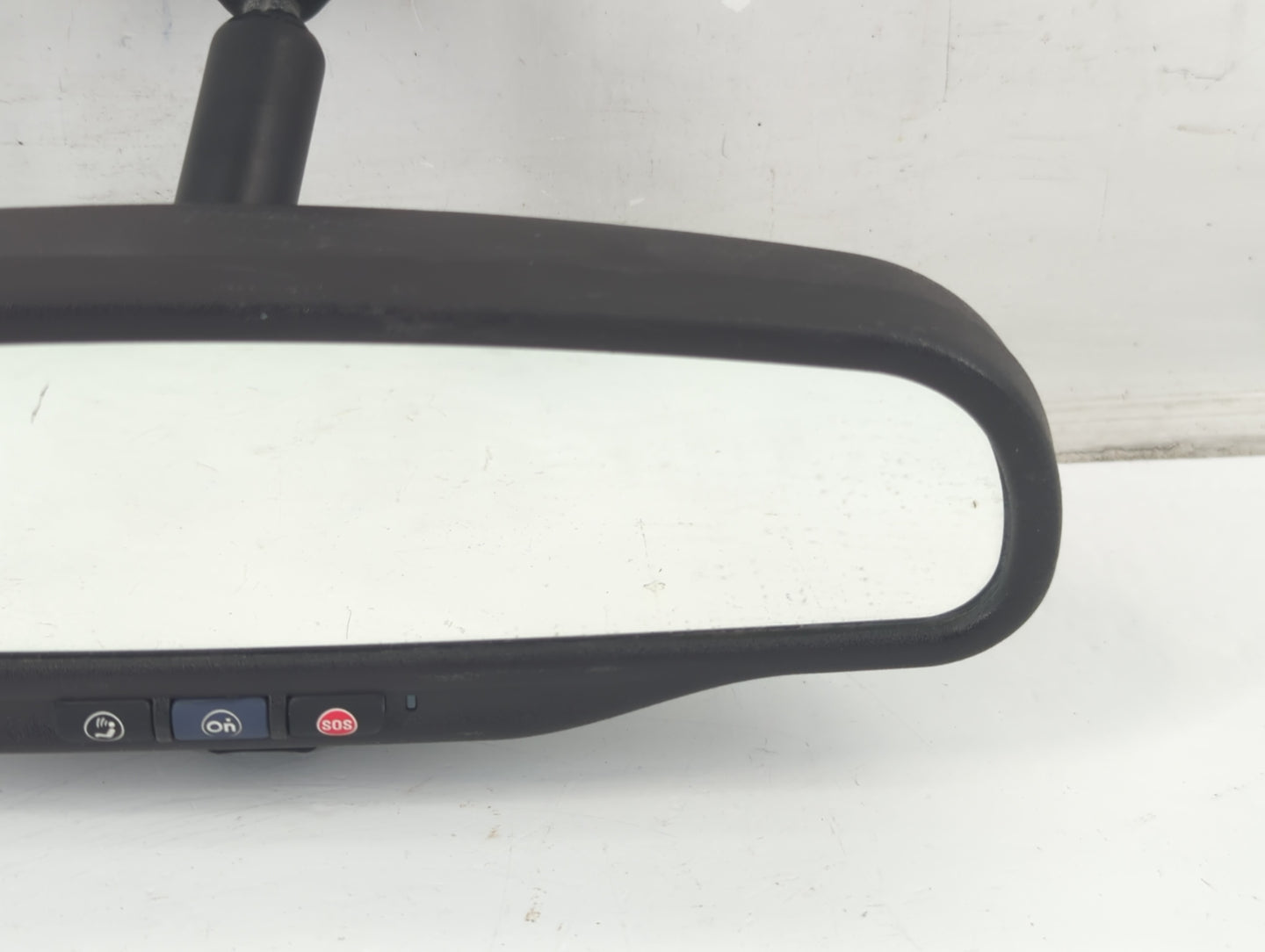2017 Chevrolet Traverse Interior Rear View Mirror Replacement OEM P/N:E11015885 Fits OEM Used Auto Parts - Oemusedautoparts1