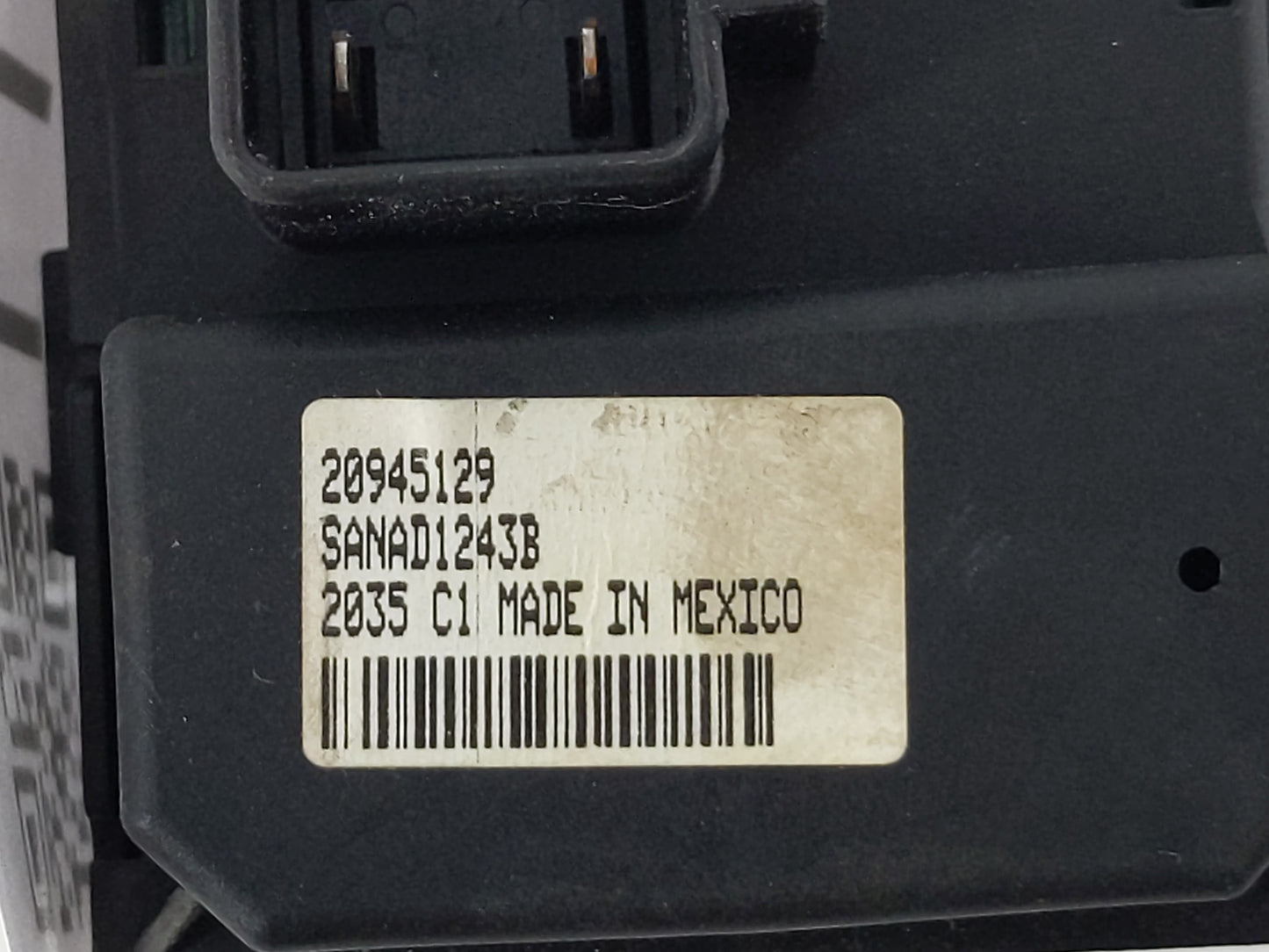 2009-2017 Chevrolet Traverse Master Power Window Switch Replacement Driver Side Left P/N:20945129 Fits OEM Used Auto Parts -