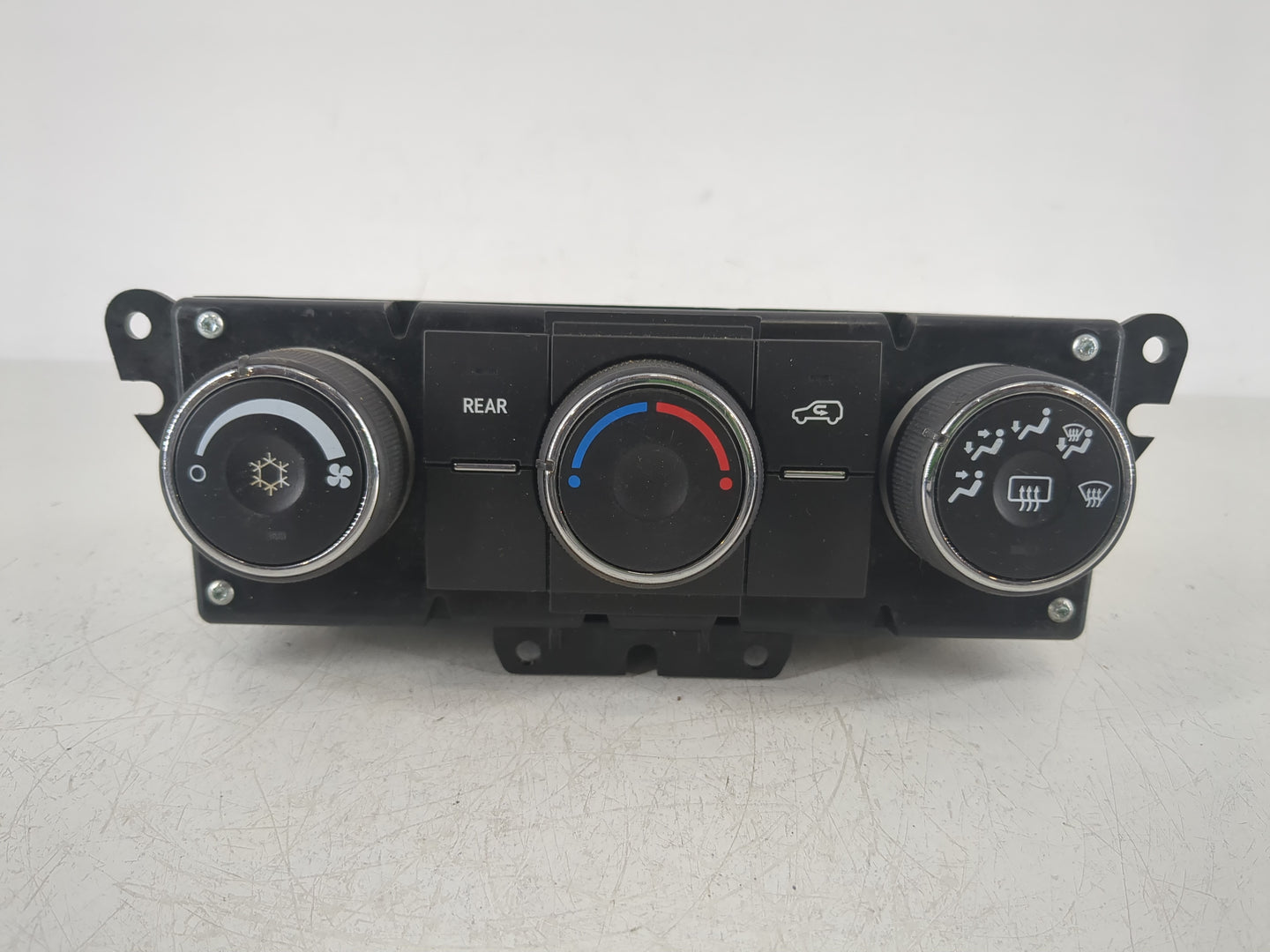 2013-2017 Chevrolet Traverse Climate Control Module Temperature AC/Heater Replacement P/N:2299802 Fits OEM Used Auto Parts -