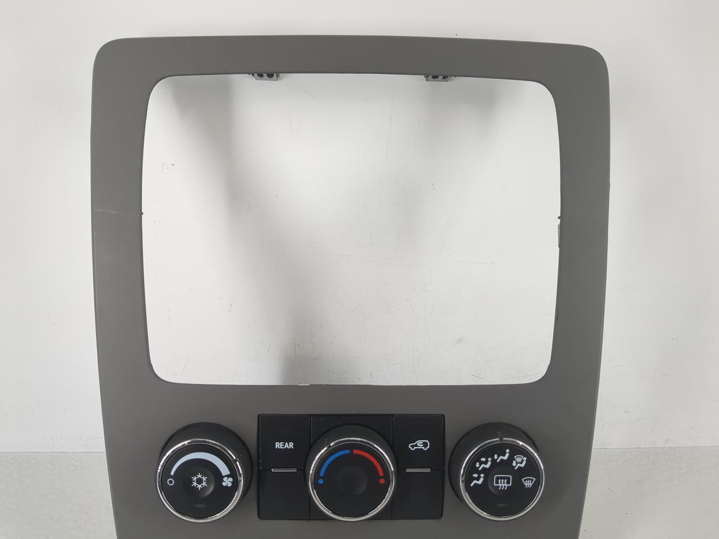 2009-2017 Chevrolet Traverse Climate Control Module Temperature AC/Heater Replacement P/N:22969802 Fits OEM Used Auto Parts 