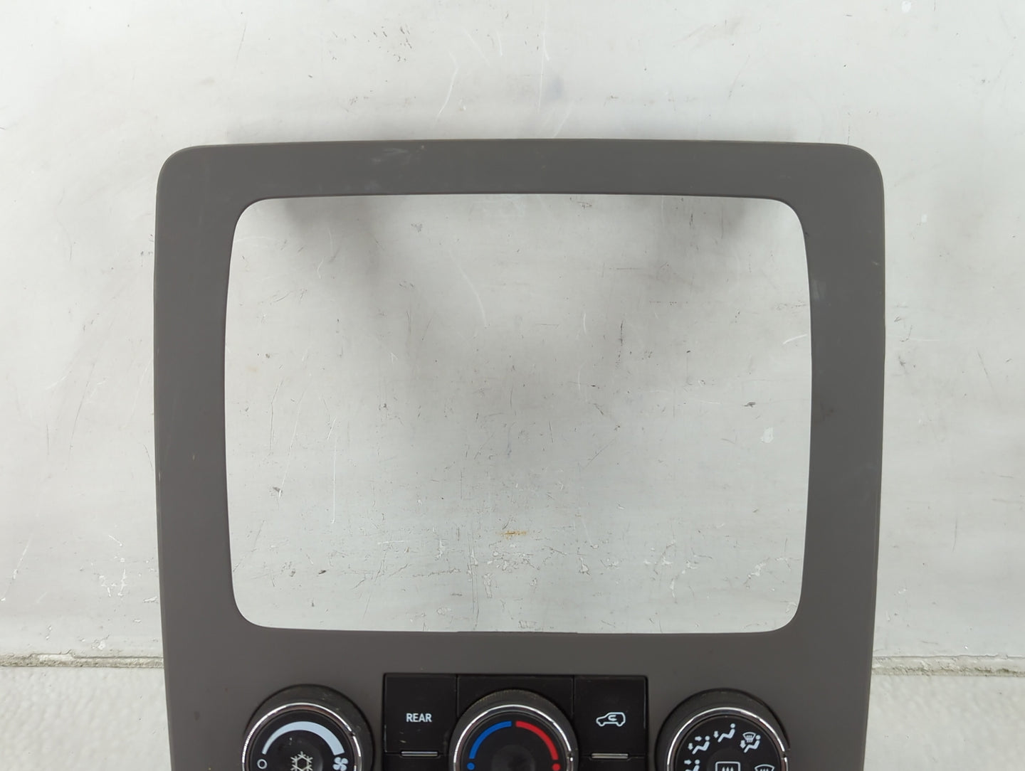 2013-2017 Chevrolet Traverse Climate Control Module Temperature AC/Heater Replacement P/N:22969802 Fits OEM Used Auto Parts 