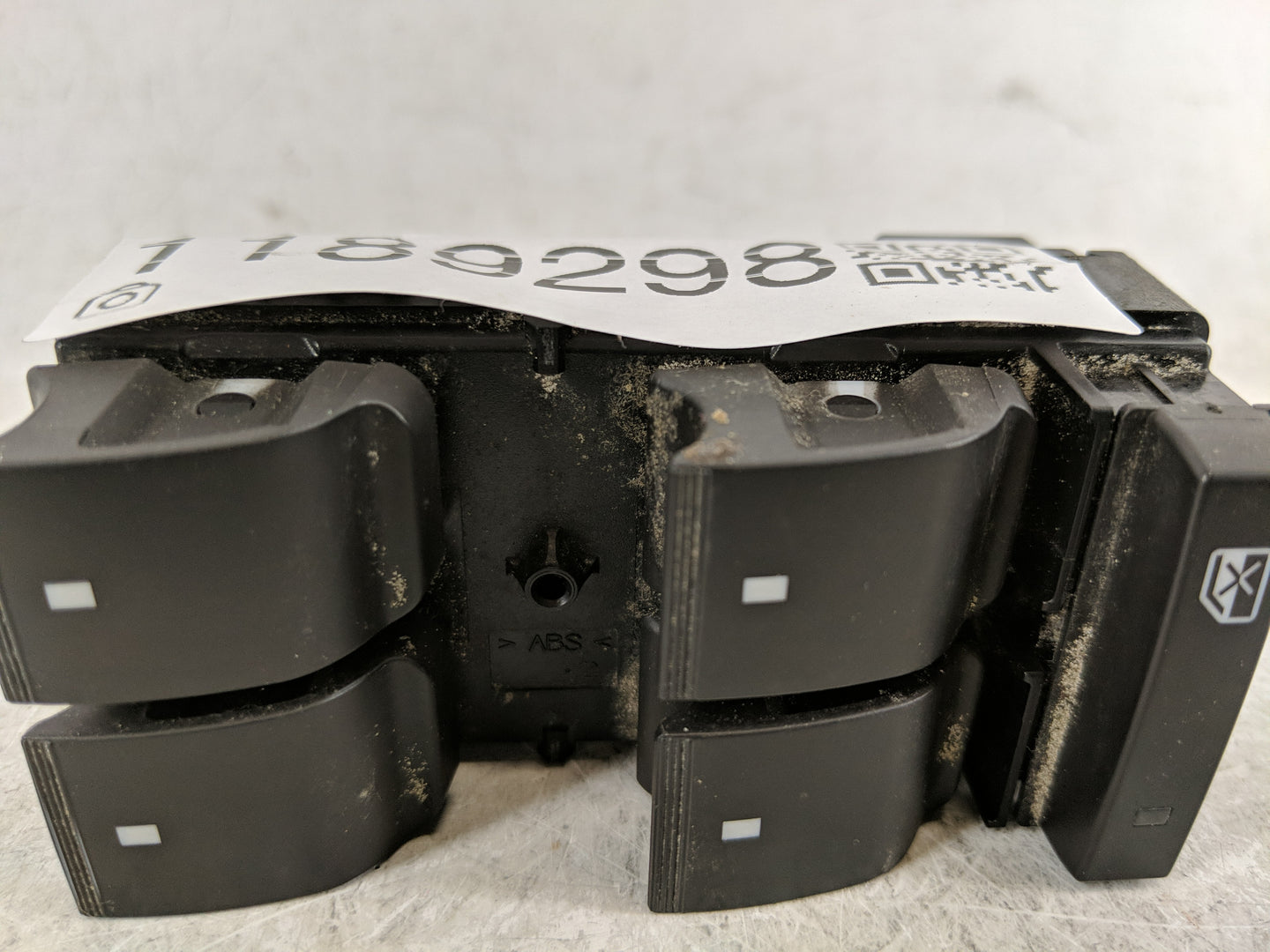 2009-2017 Chevrolet Traverse Master Power Window Switch Replacement Driver Side Left P/N:20945129 Fits OEM Used Auto Parts -