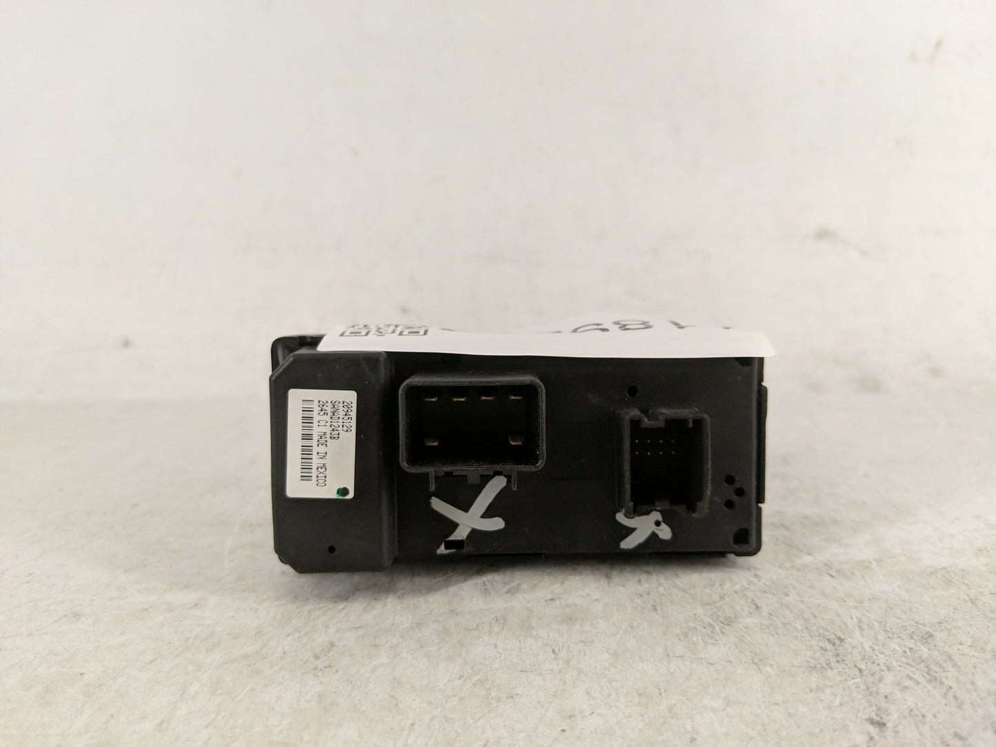 2009-2017 Chevrolet Traverse Master Power Window Switch Replacement Driver Side Left P/N:20945129 Fits OEM Used Auto Parts -