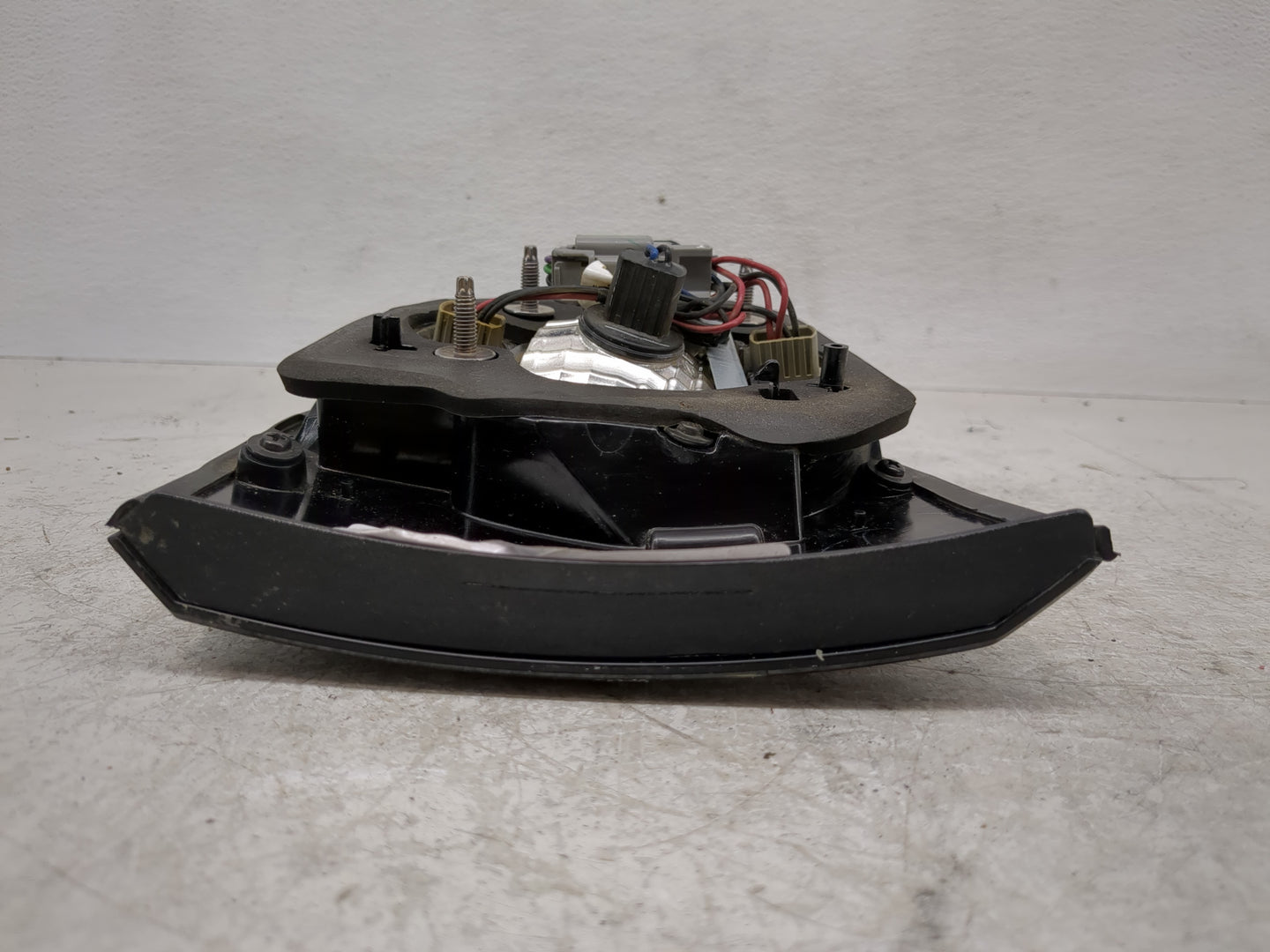 2013-2017 Chevrolet Traverse Tail Light Assembly Driver Left OEM Fits Fits 2013 2014 2015 2016 2017 OEM Used Auto Parts - Oe