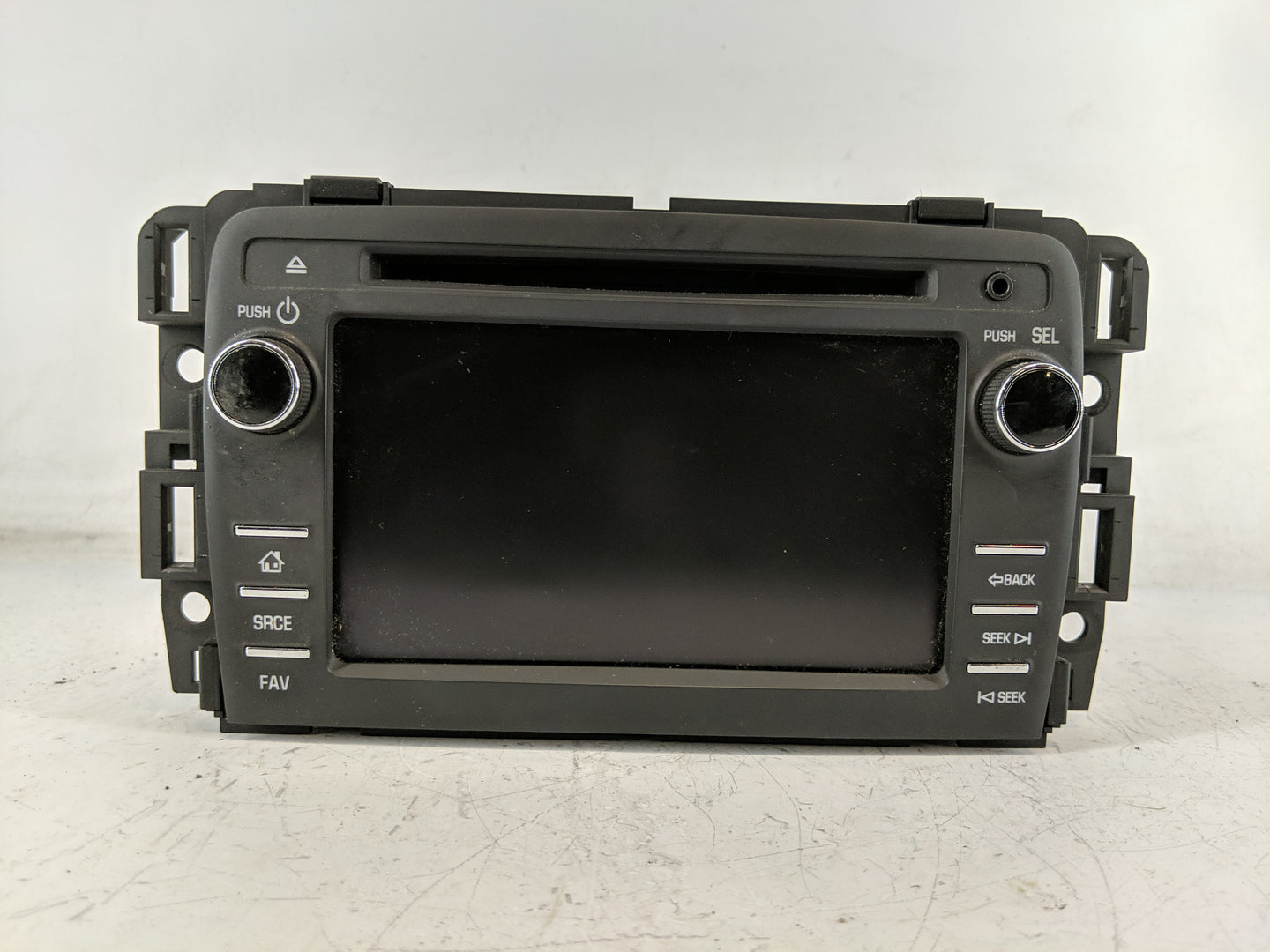 2016-2017 Chevrolet Traverse Radio AM FM Cd Player Receiver Replacement P/N:23227400 Fits Fits 2016 2017 OEM Used Auto Parts