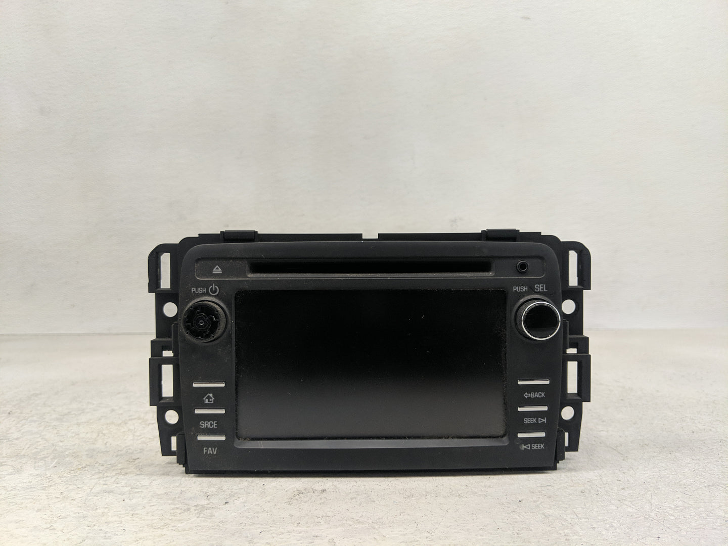 2016-2017 Chevrolet Traverse Radio AM FM Cd Player Receiver Replacement P/N:23227400 Fits Fits 2016 2017 OEM Used Auto Parts