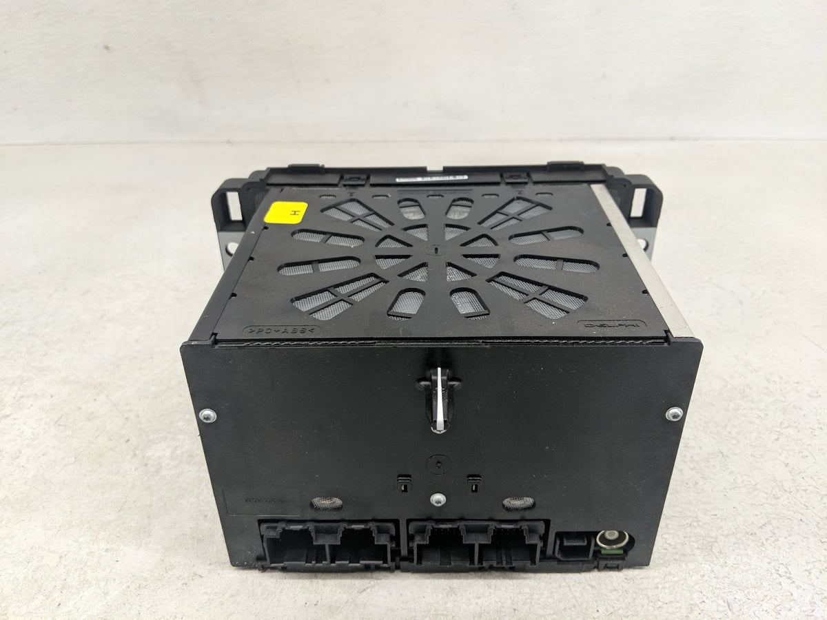 2016-2017 Chevrolet Traverse Radio AM FM Cd Player Receiver Replacement P/N:23227400 Fits Fits 2016 2017 OEM Used Auto Parts
