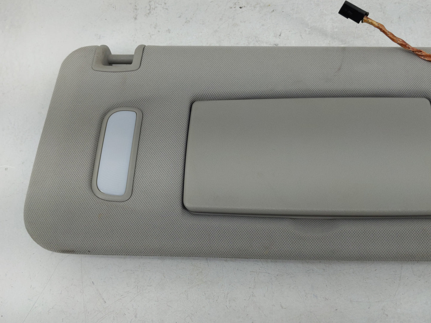 2016 Chevrolet Traverse Sun Visor Shade Replacement Passenger Right Mirror Fits OEM Used Auto Parts - Oemusedautoparts1.com