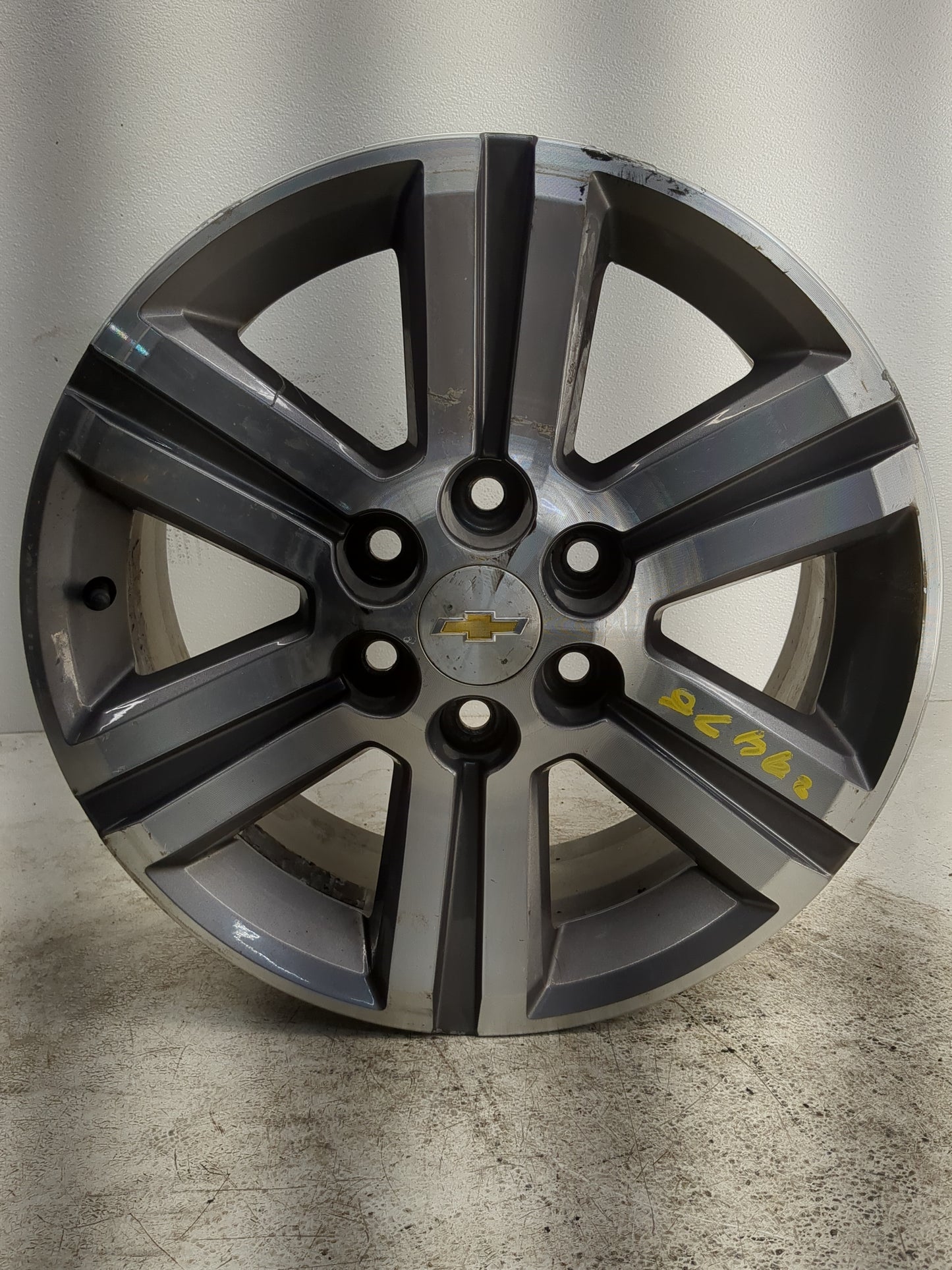 2015-2017 Chevrolet Traverse Oem Wheel Rim - Oemusedautoparts1.com