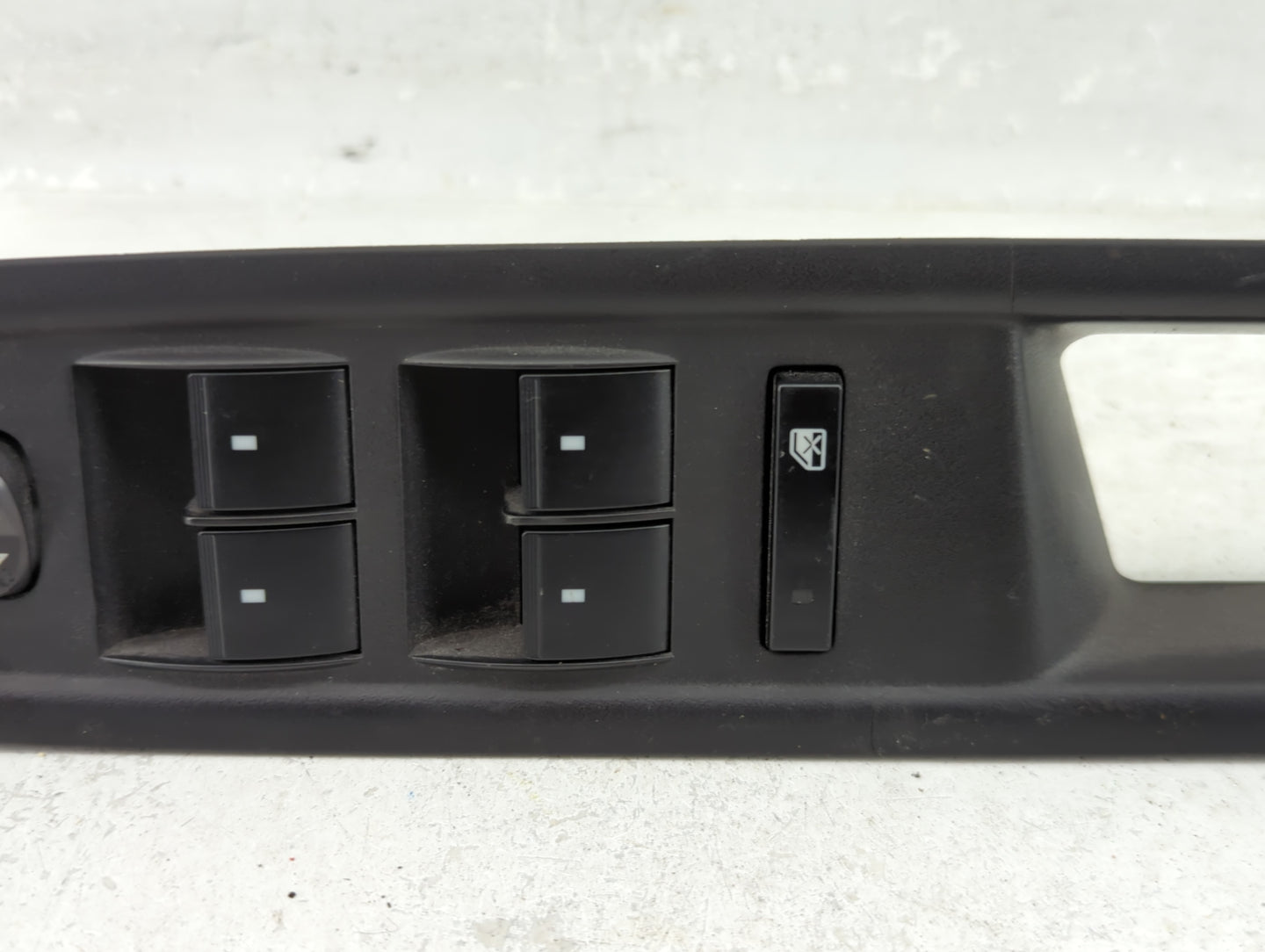 2016 Chevrolet Traverse Master Power Window Switch Replacement Driver Side Left Fits OEM Used Auto Parts - Oemusedautoparts1