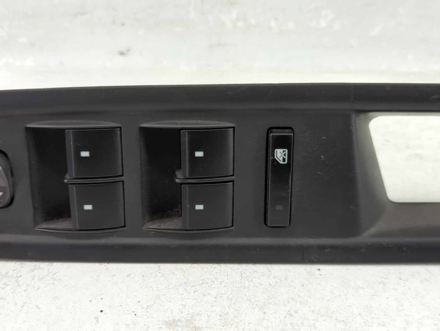 2016 Chevrolet Traverse Master Power Window Switch Replacement Driver Side Left Fits OEM Used Auto Parts - Oemusedautoparts1