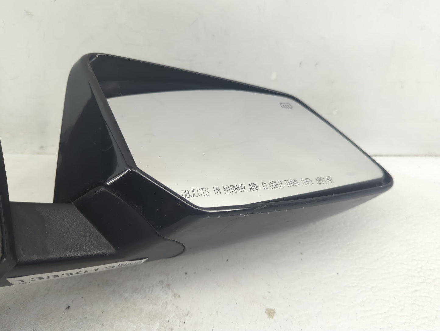 2015-2017 Chevrolet Traverse Passenger Side View Mirror - Right Door Mirror OEM Used - Oemusedautoparts1.com